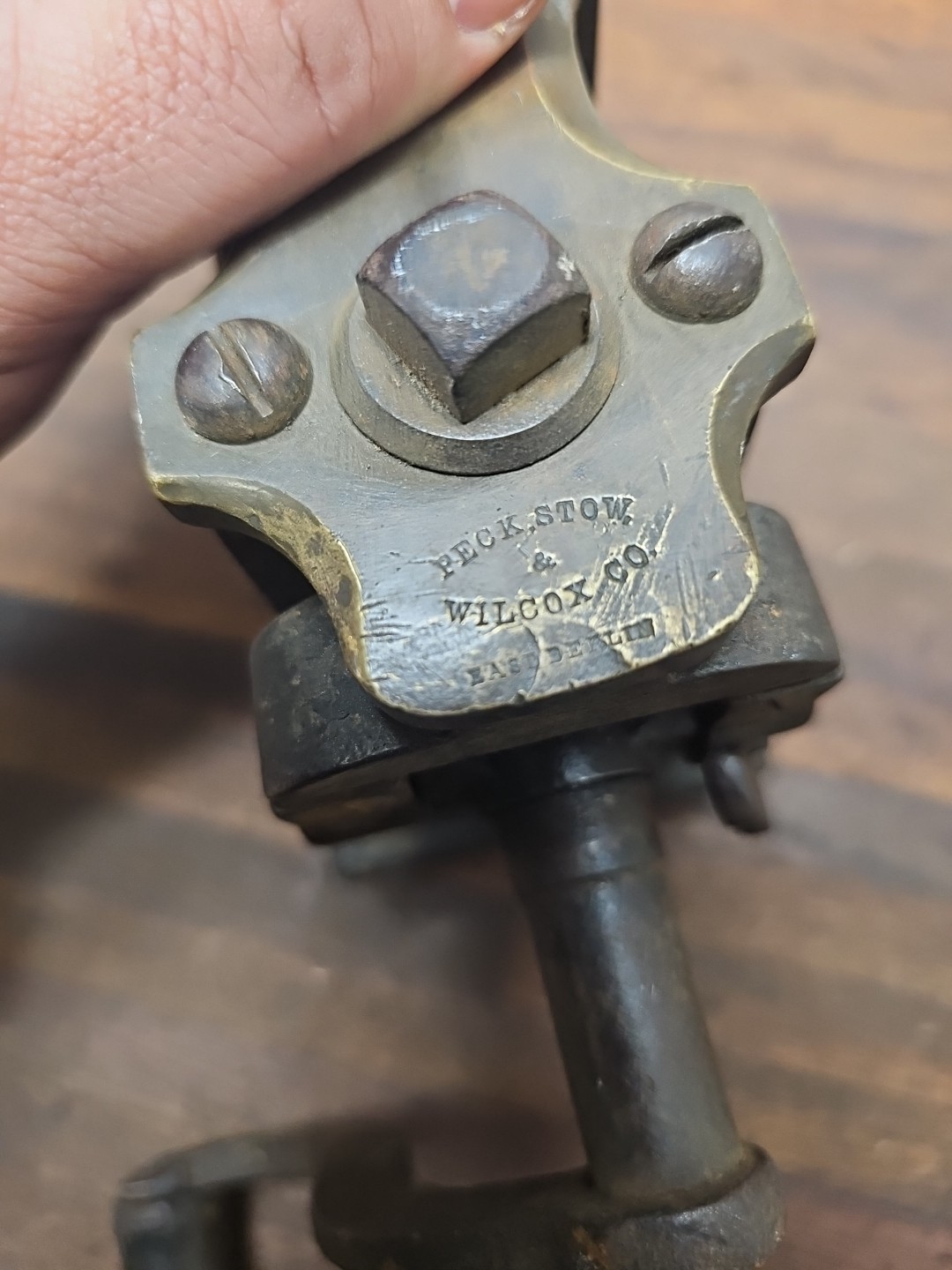 N11- antique early P.S. & W PEXTO hand crank beading machine tinsmith tool