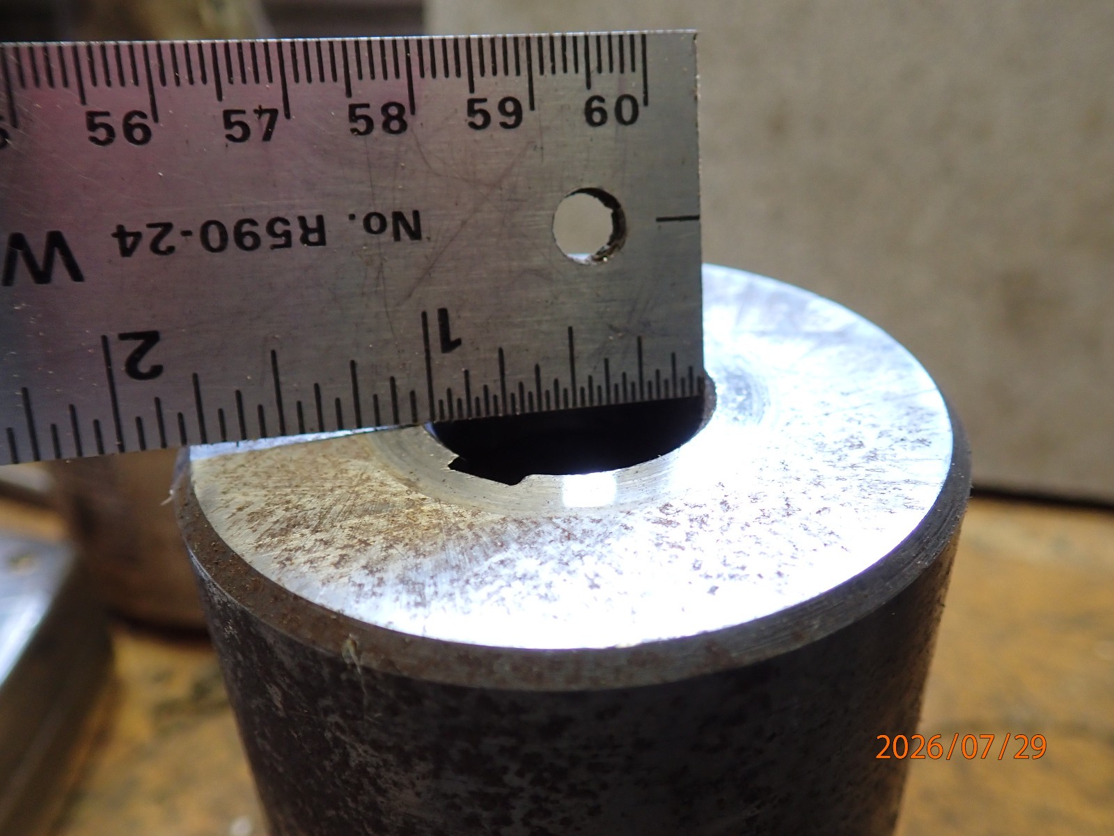 LOT 62: PILE OF HORIZONTAL MILLING MILL MACHINE SPINDLE SPACERS 1″ & 1-1/4″ DIA