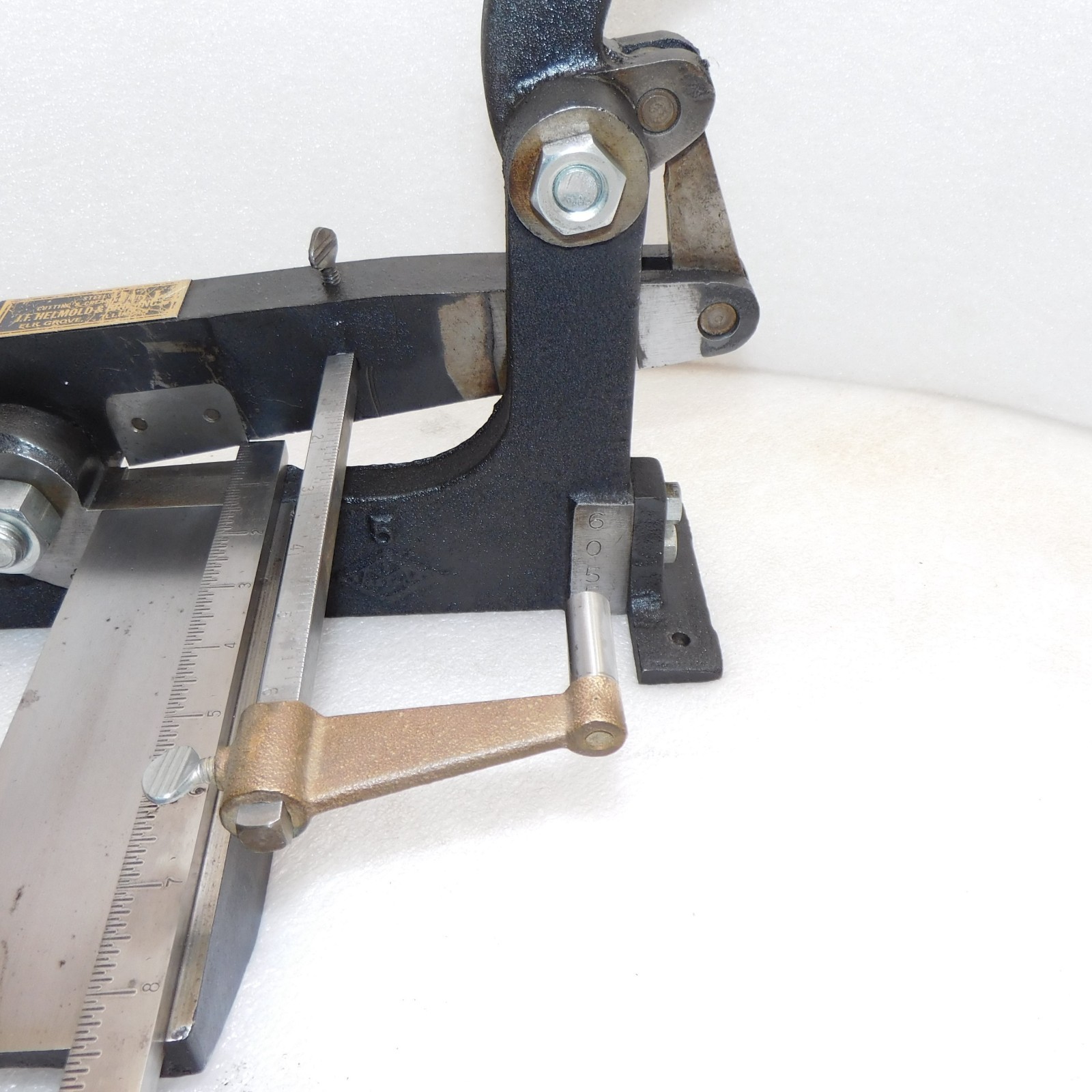 Helmold rule steel cutting creasing machine shear tool