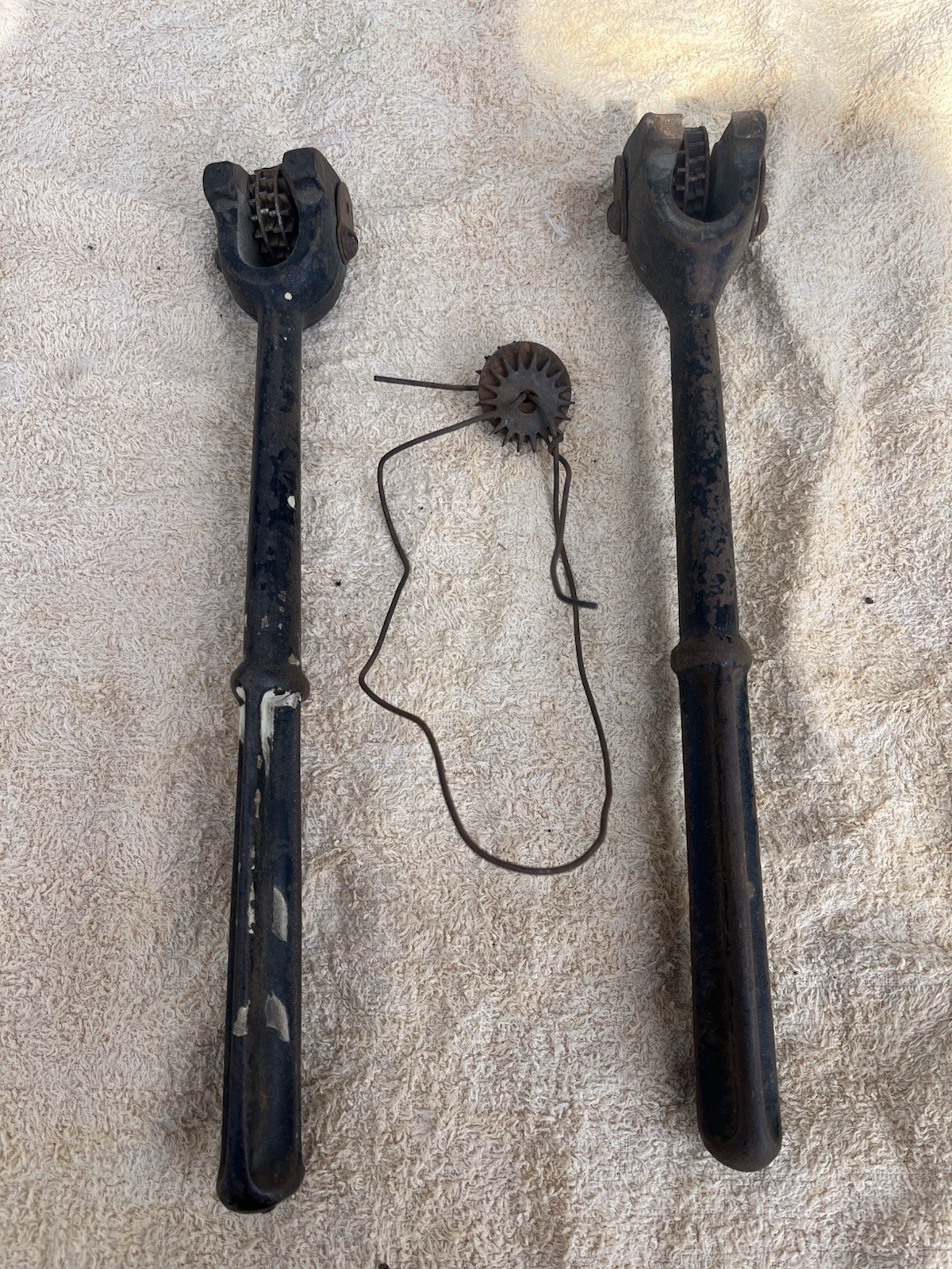 2 Set Grinding Wheel Dresser Tool/Spare Wheels 1- Desmond Urbana 1-Unbranded VG