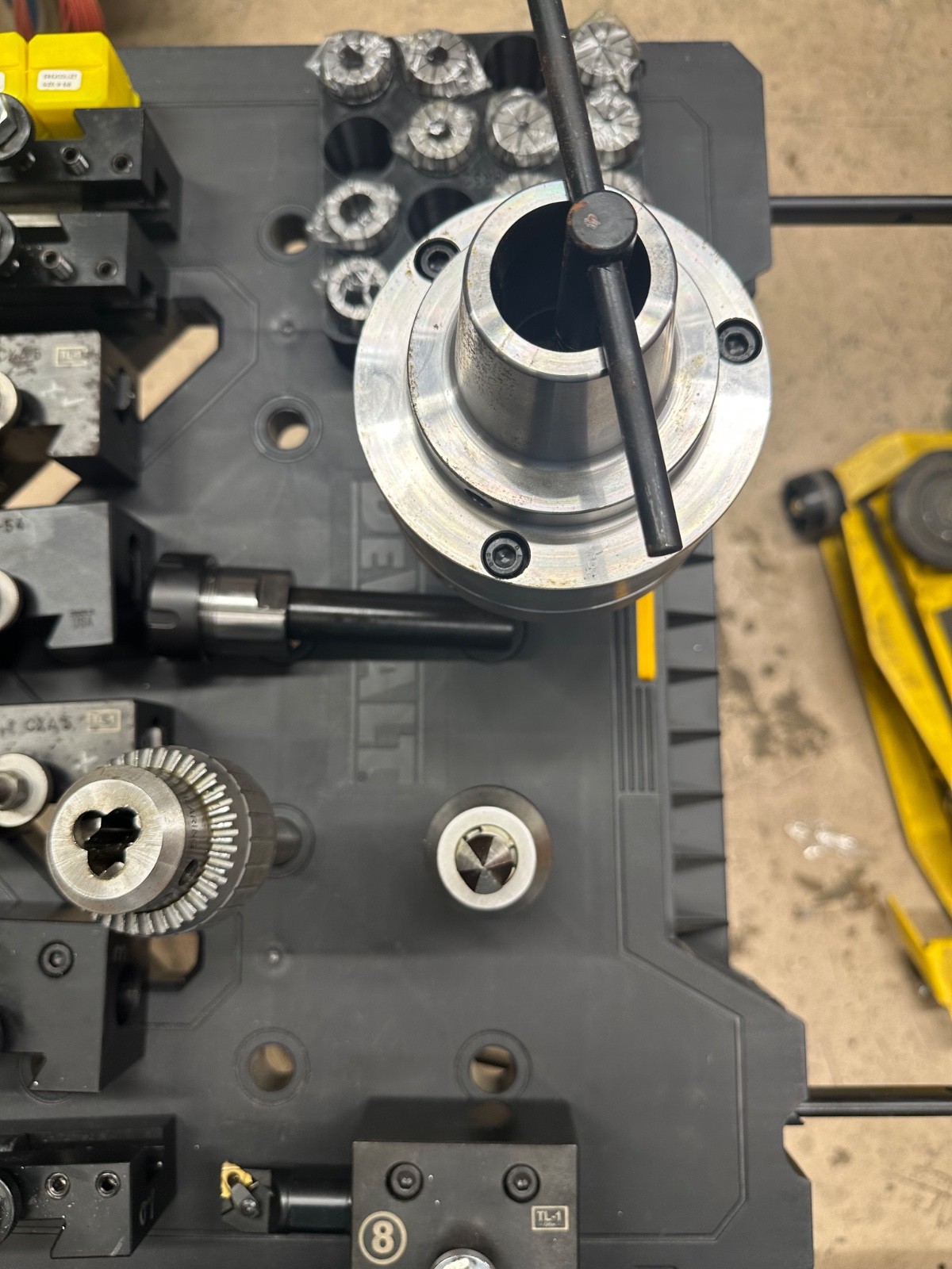 Haas TL-1 CNC Turning Center – Low Hours – Aloris Tools included