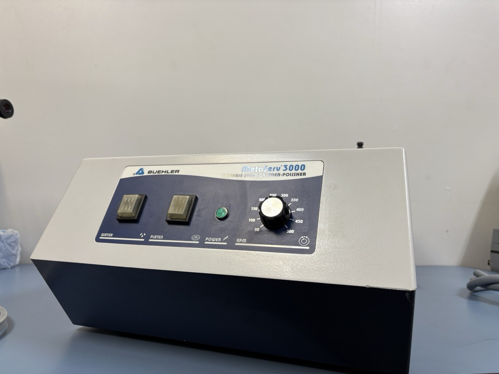 Buehler MetaServ 3000 Variable Speed Grinder Polisher Model 95-2920 (GOOD COND.)