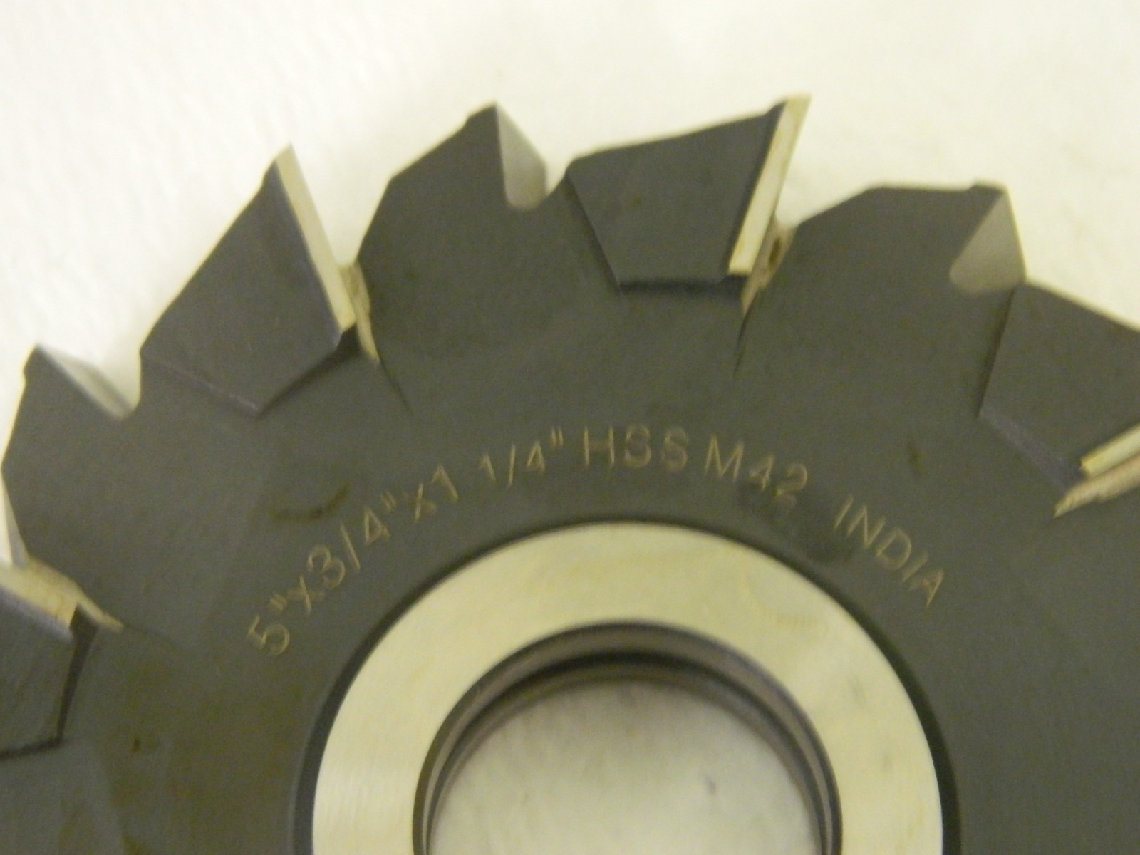 Interstate Staggered Teeth Side Milling Cutter 5″ x 3/4″ x 1-1/4″ 02985489