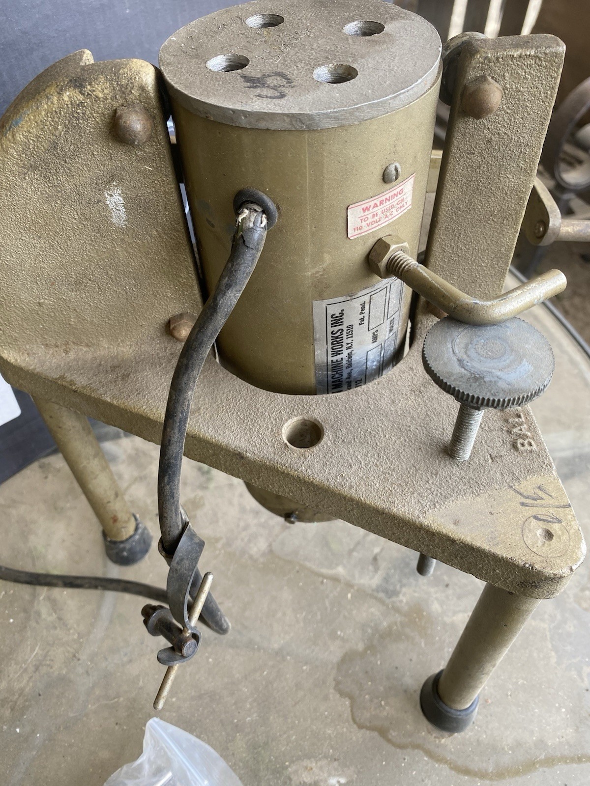 The Baldwin BM#3 Drill Press – The Original Tripod Glass Drilling Machine BM3