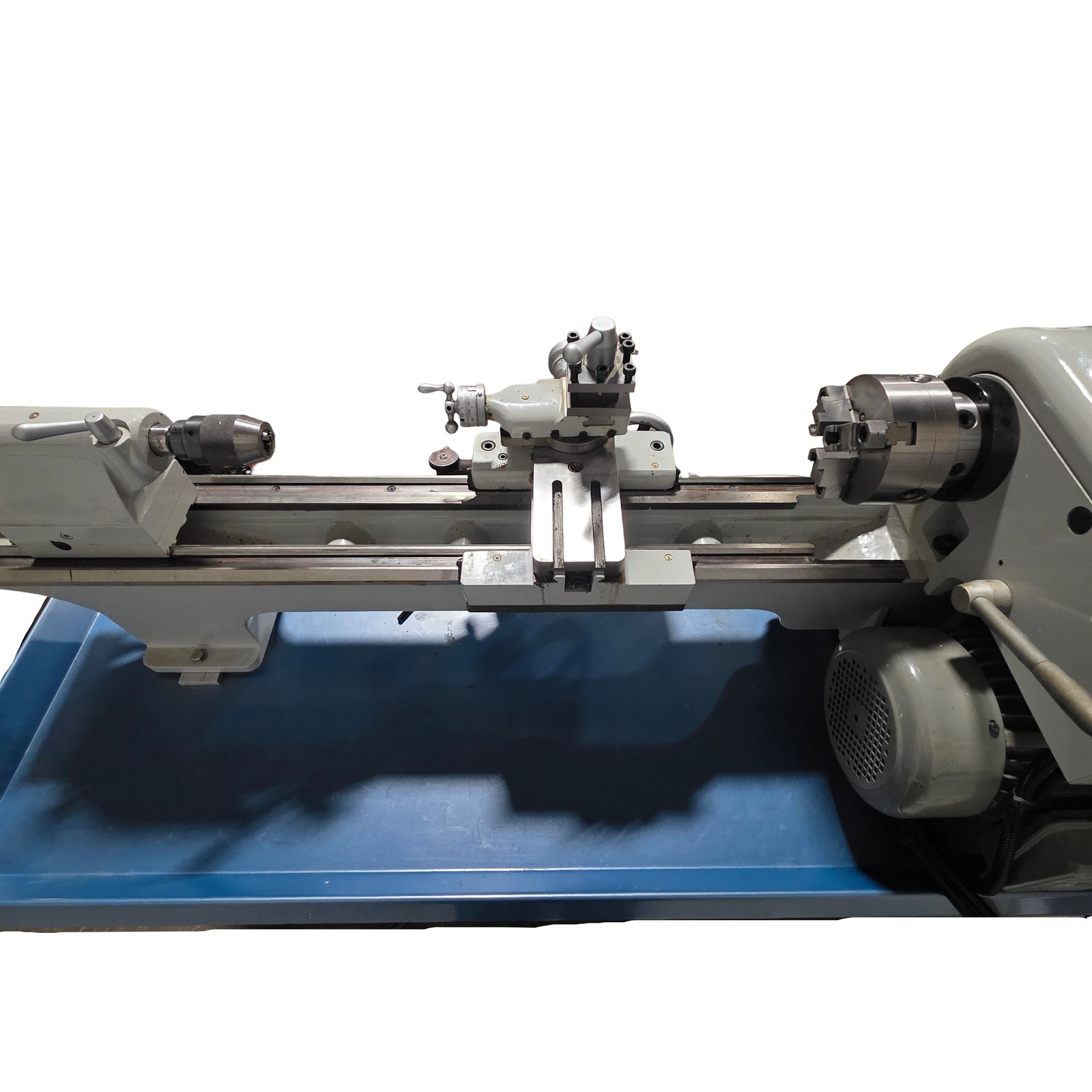 South Bend SB1002 10K-28″ Bench Lathe 9.84″ Swing 28″ Between Centers 1HP 120VAC