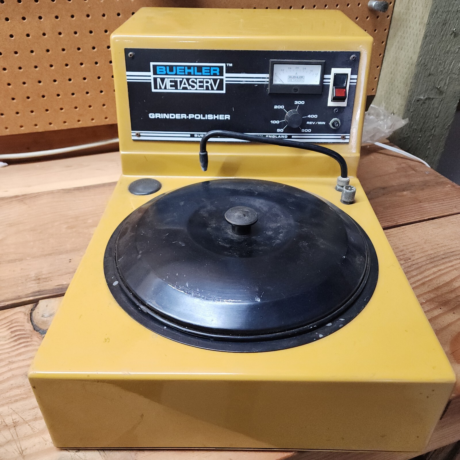 Buehler Metaserve Grinder Polisher 120V 95C 2248 250 READ DESCRIPTION