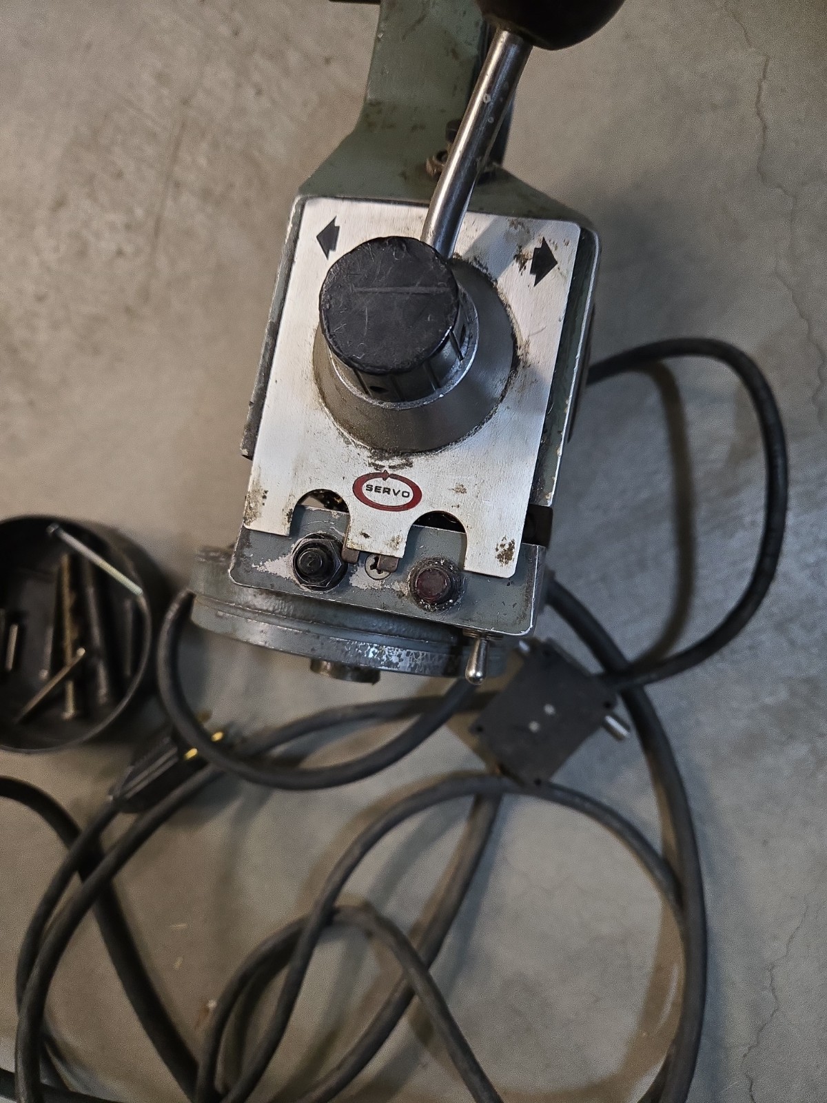 Servo Products Company Type 150 Milling Machine Power Table Feed 120v For Repair