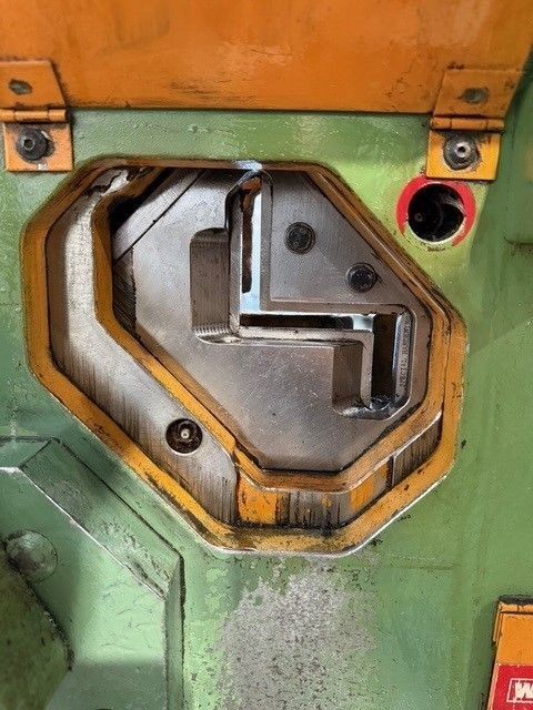 PEDDINGHAUS 50 Peddiworker 50 Ton Hydraulic Ironworker#7568