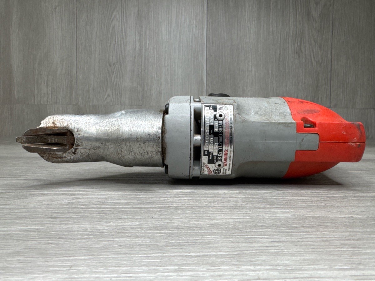 Milwaukee 6850 18 Gauge Corded Swivel Head Metal Shear (A1D031117)