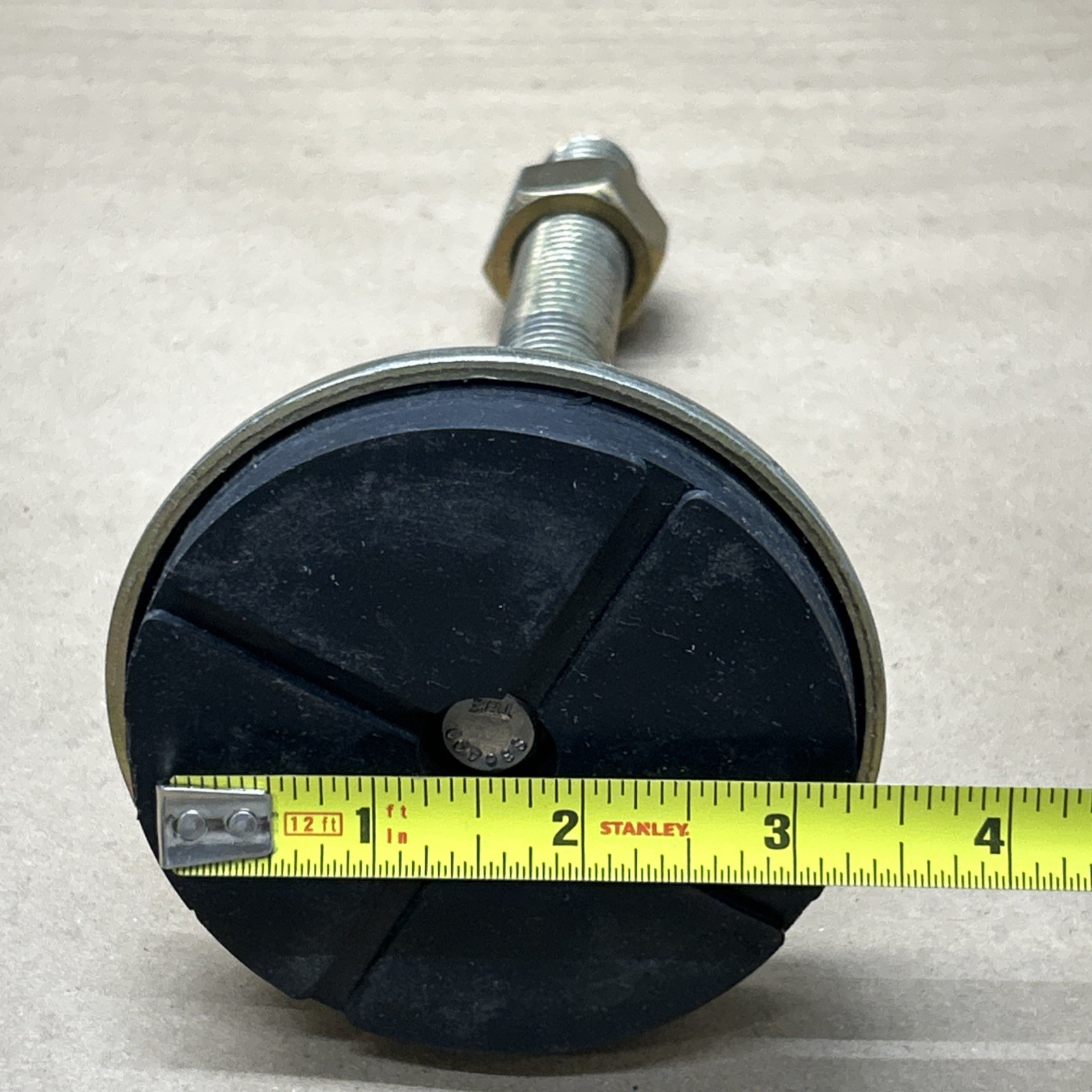Sunnex Model 32 Leveler Leg 2000 LB Capacity Rubber Pad=3.5 In. Stem=6 In.