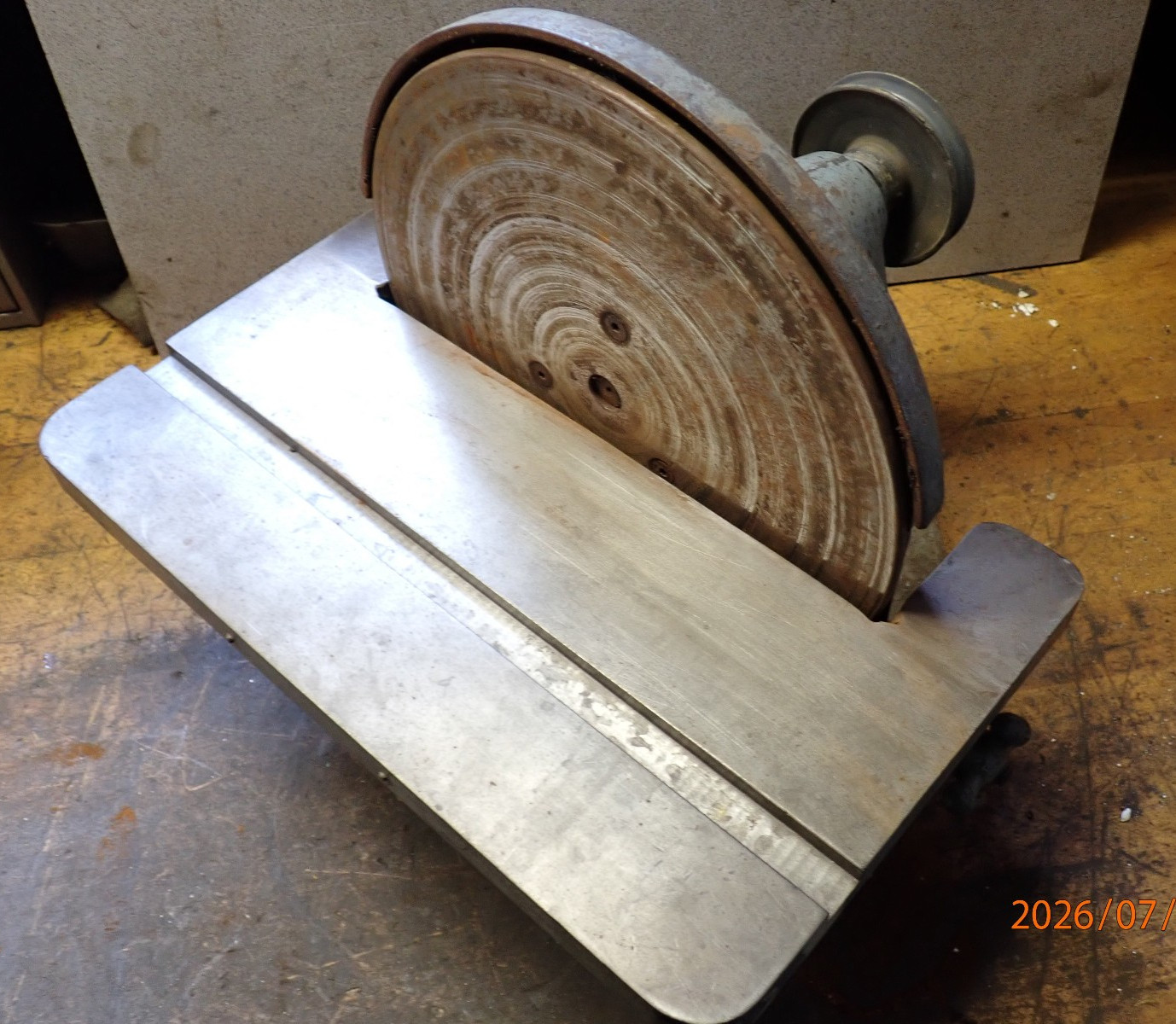EARLY DELTA MILWAUKEE BELT DRIVEN 12″ DISK DISC SANDER