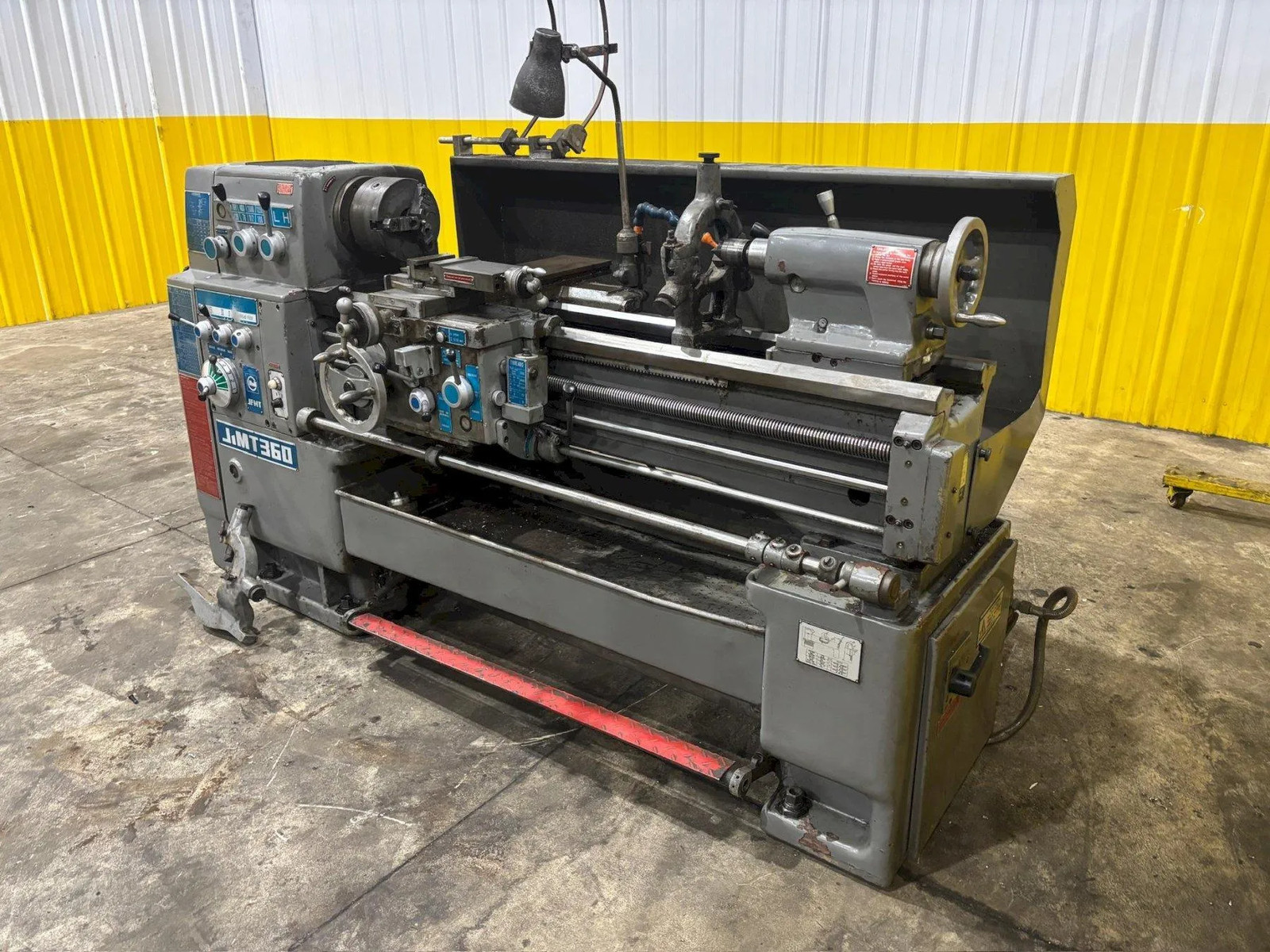 14″ X 40″ JIMT 360X1000 GAP BED GEARED HEAD ENGINE LATHE 1.5″ HOLE: YOBRO #24325