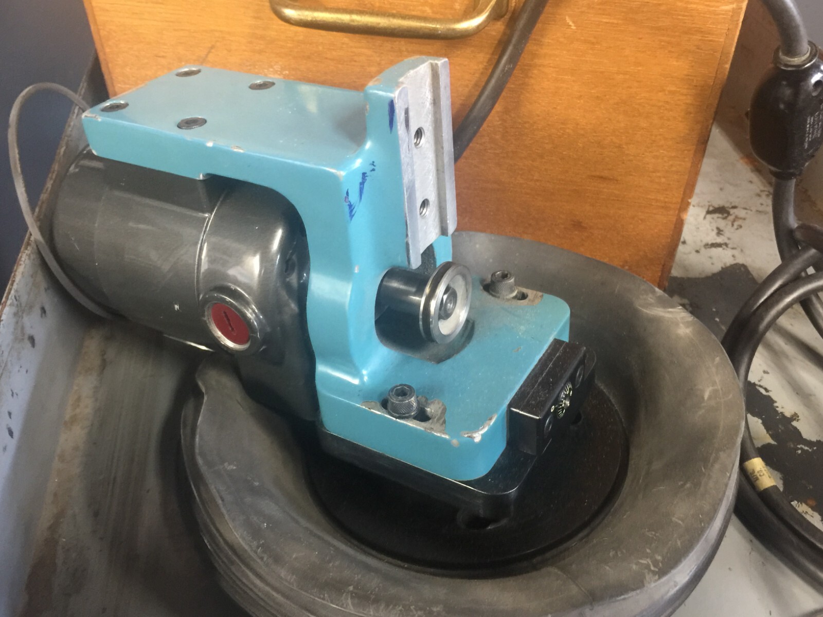 MOORE TOOLS SLOT GRINDING ATTACHMENT JIG BORE GRINDER 120V