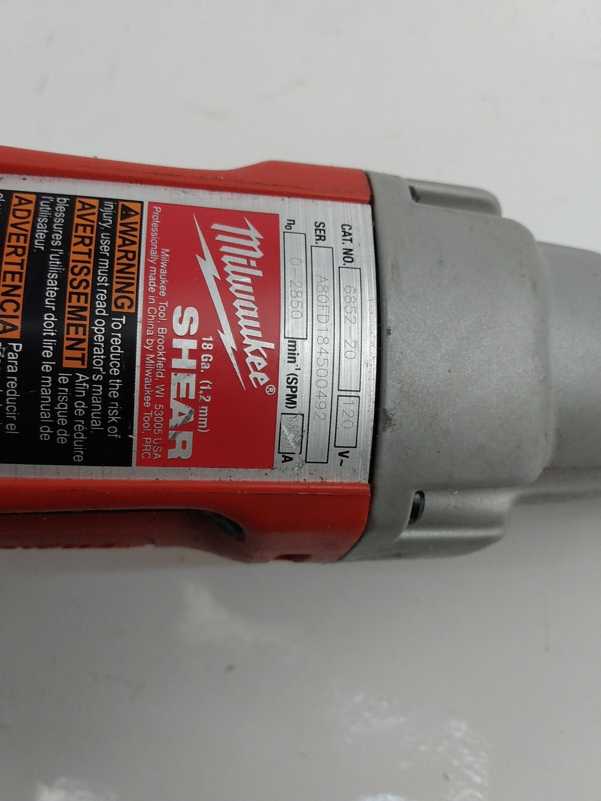 Milwaukee 6852-20 BROKEN Corded 18-Gauge Sheet Metal Shear 6.8 Amp Motor BROKEN