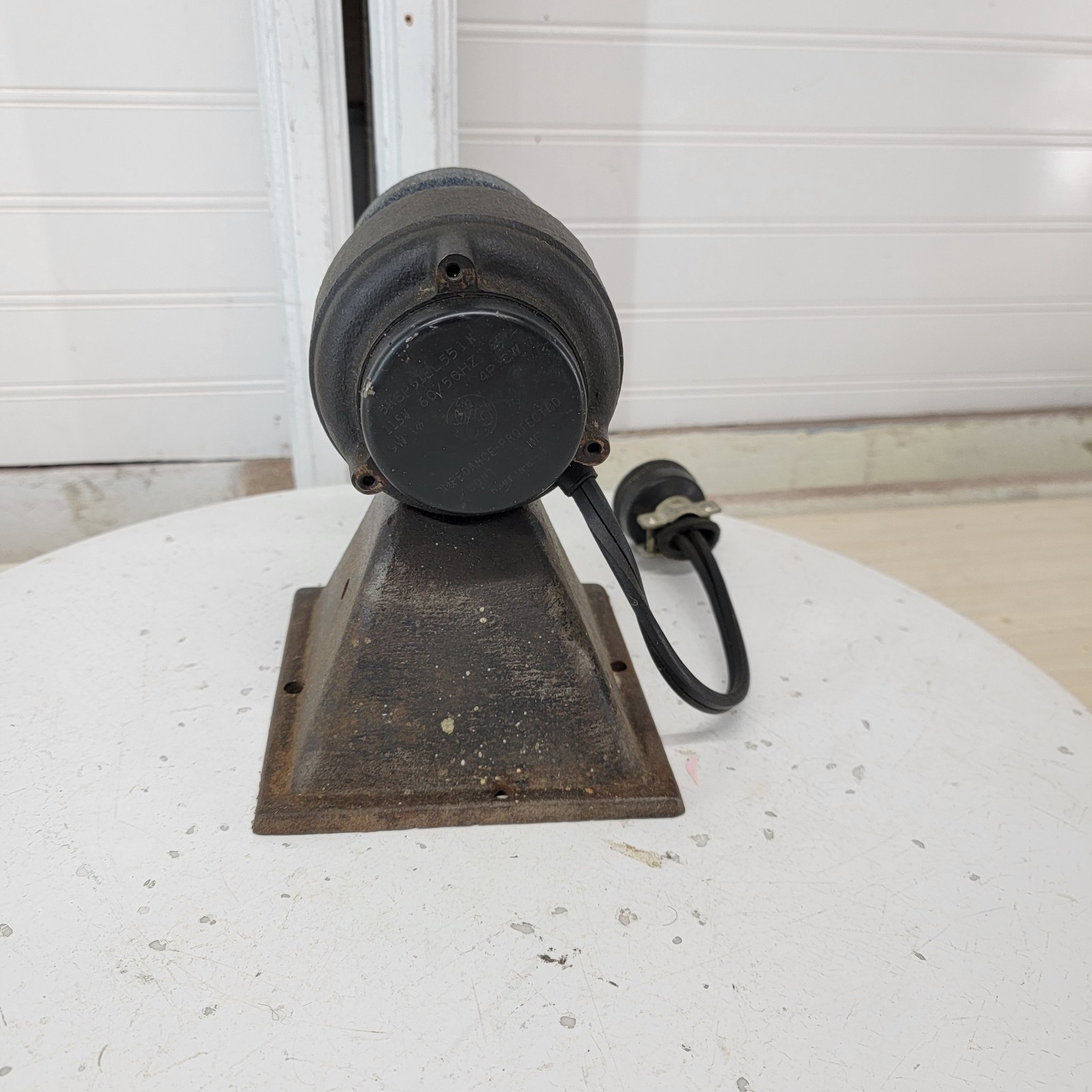 Vintage GE Bench Grinder Tool Sharpener 5KSP51EL551H Motor Works 115V USA