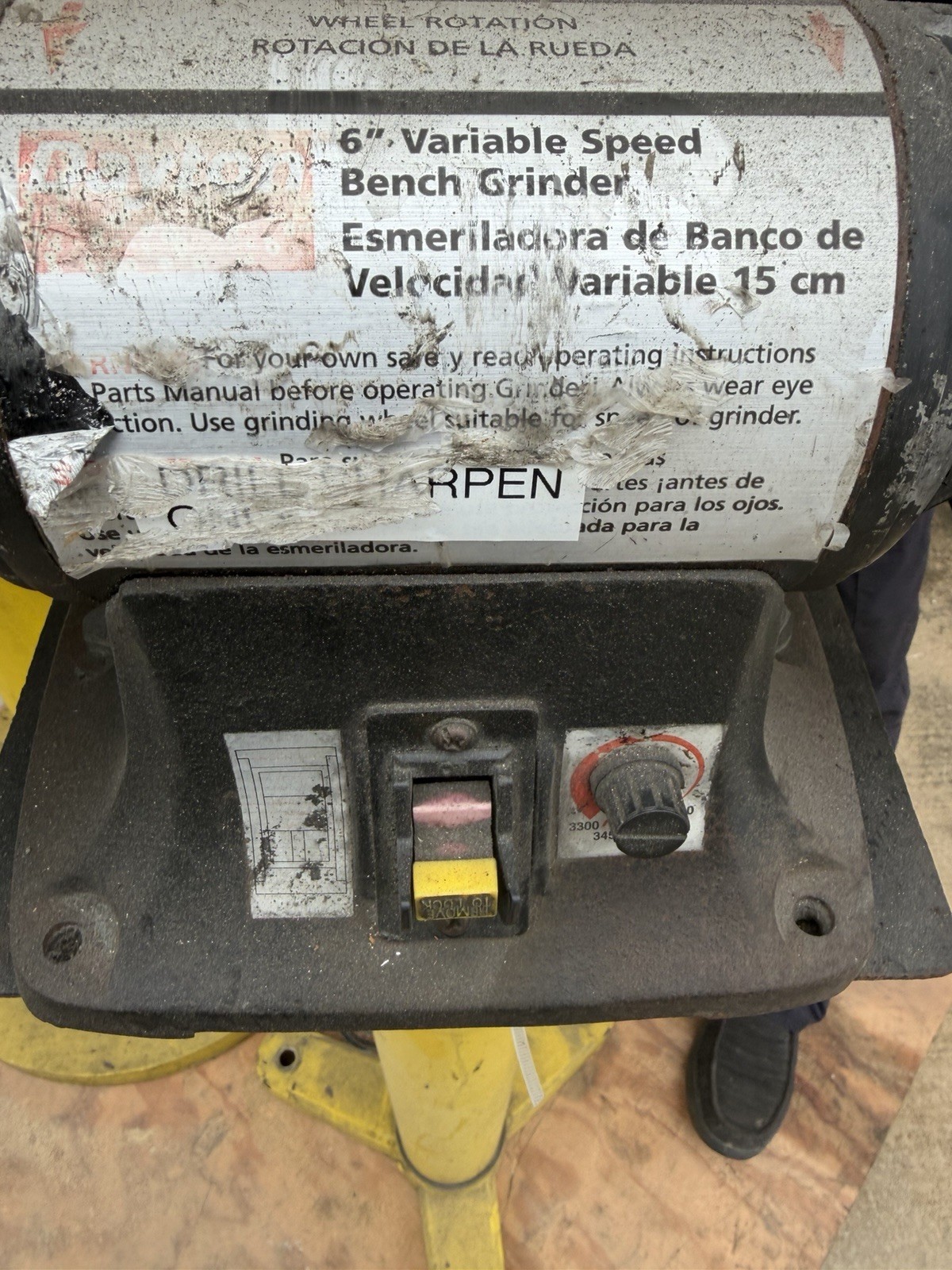 DAYTON VARIABLE SPEED BENCH GRINDER 6″ 4Z672F 1/3 HP 2000-3300/ 3450 RPM