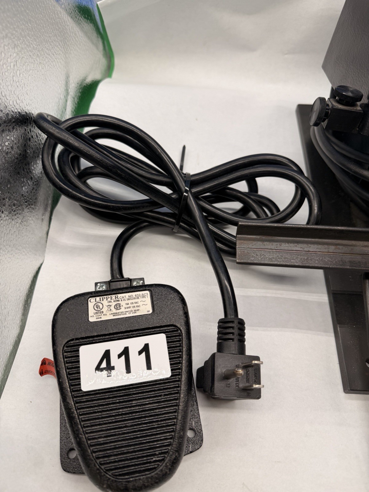 MINITUL Model 500 Miniature Cut-off Saw With Foot Pedal