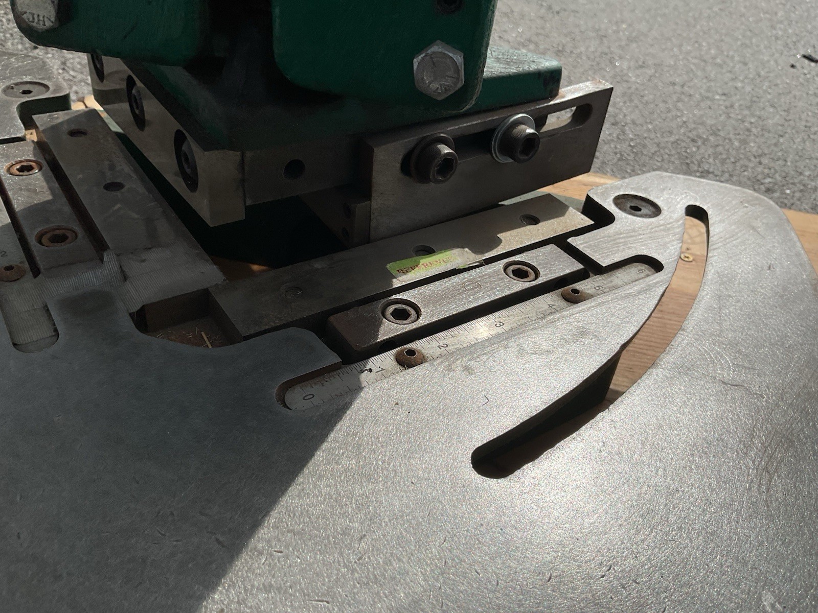 Tennsmith 16 Gauge Notcher Mild Steel Manual Bench Top USA