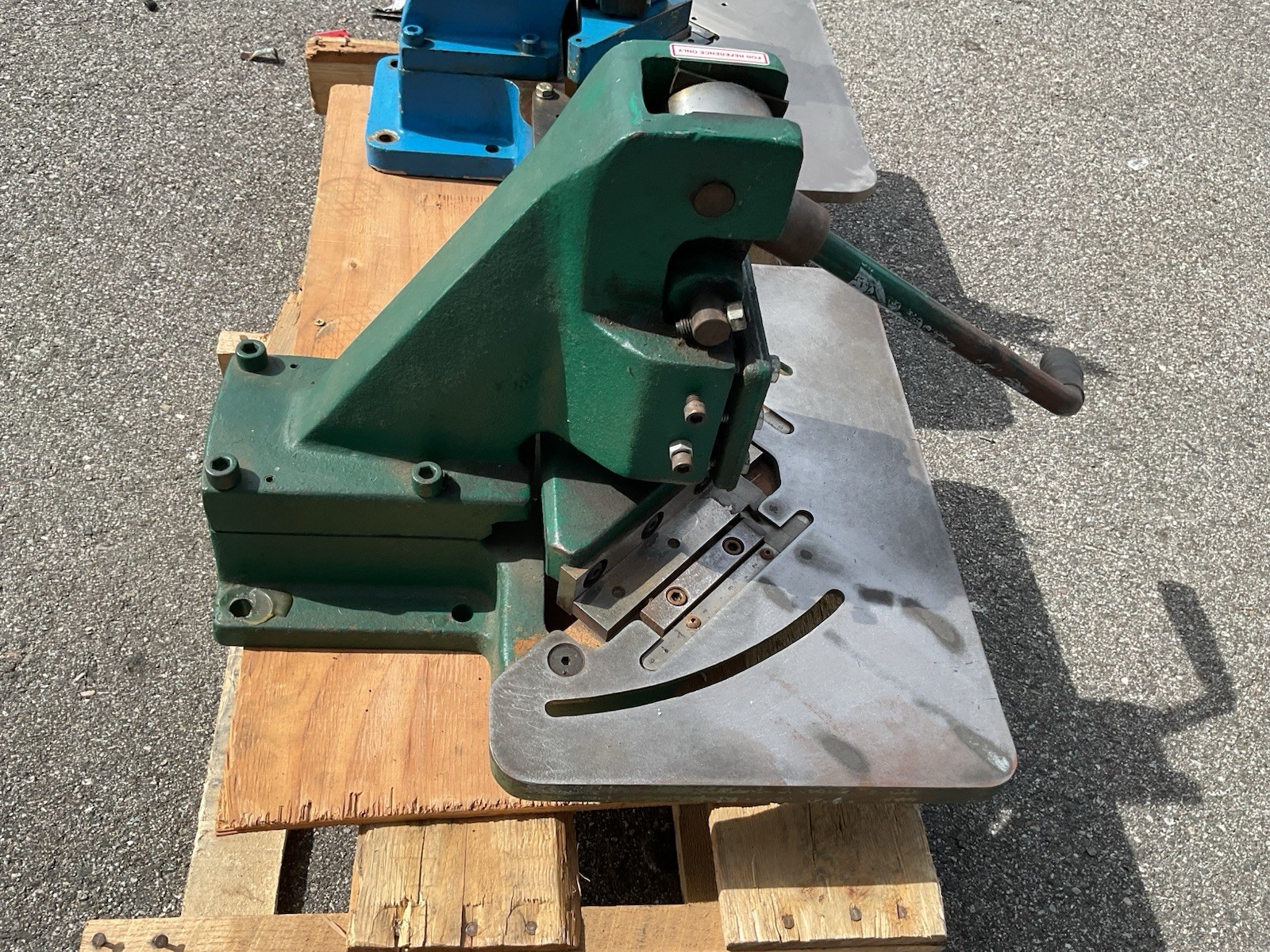 Tennsmith 16 Gauge Notcher Mild Steel Manual Bench Top USA