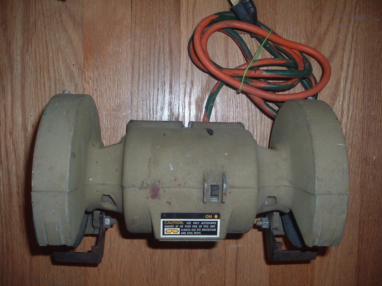 Vintage Black & Decker 5″ Bench Grinder No. 7900 Cast Metal USA Working