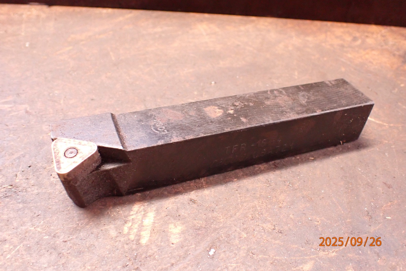 OLDER CARBOLOY TFR-16-4 METAL LATHE TOOL HOLDER W/ 1″X!” SHANK