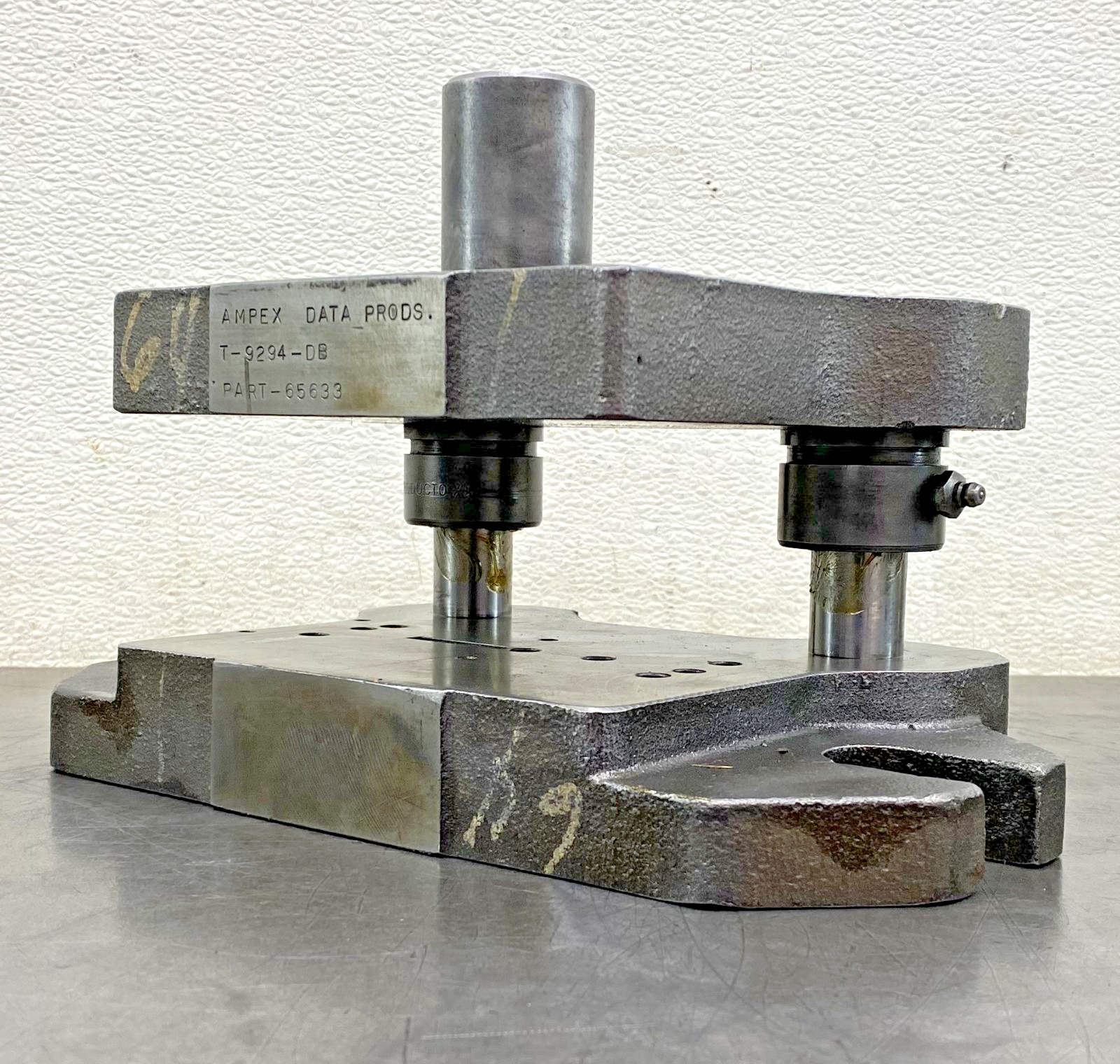 PRODUCTO Die Set Pneumatic Punch Press 1″ Post Fits Bench Press Stamping