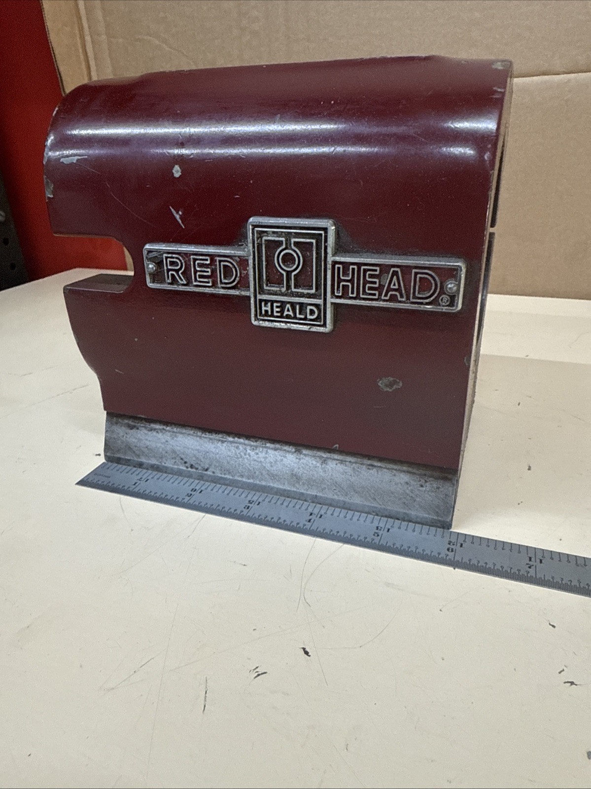 Heald Red Head Precision Grinding Spindle Stock Dovetail Base For 80mm Diameter