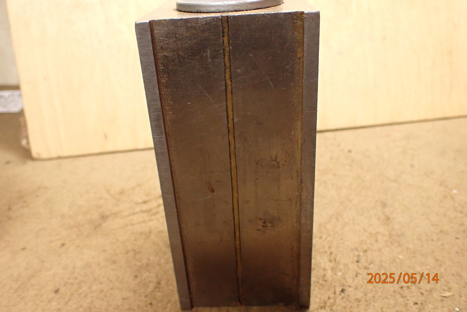 LOT 407; BROWN AND SHARPE MAGNETIC V-BLOCK MACHINIST JIG FIXTURE TOOLING