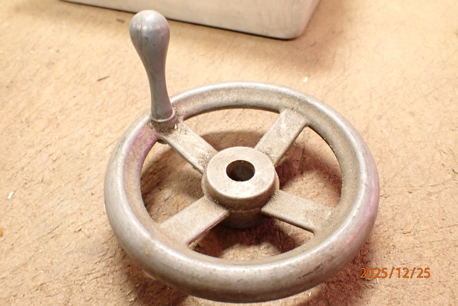 NON-FERROUS METAL MACHINE JIG FIXTURE HANDWHEEL CRANK
