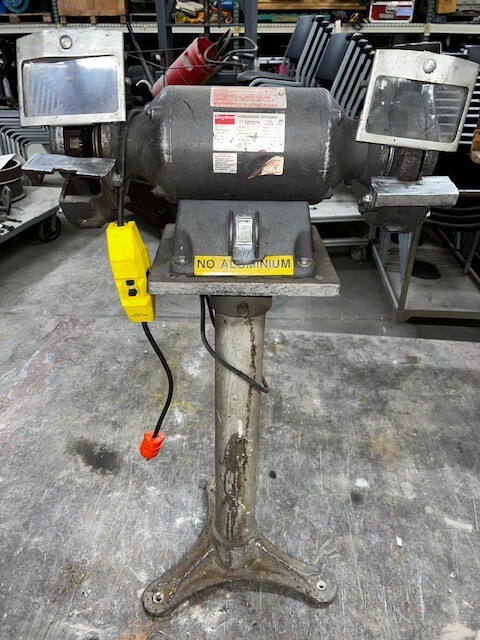 DAYTON INDUSTRIAL GRINDER 1Z707Y 3/4 HP 3600 MAX RPM 115 VOLT 5.8 AMP 8″ WHEEL