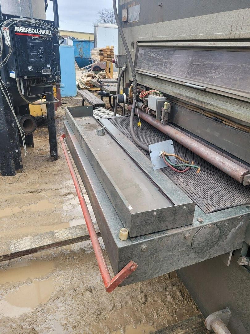 Grindingmaster 51″ Wide-Belt Deburring System – Aluminum Safe – Wet Collector