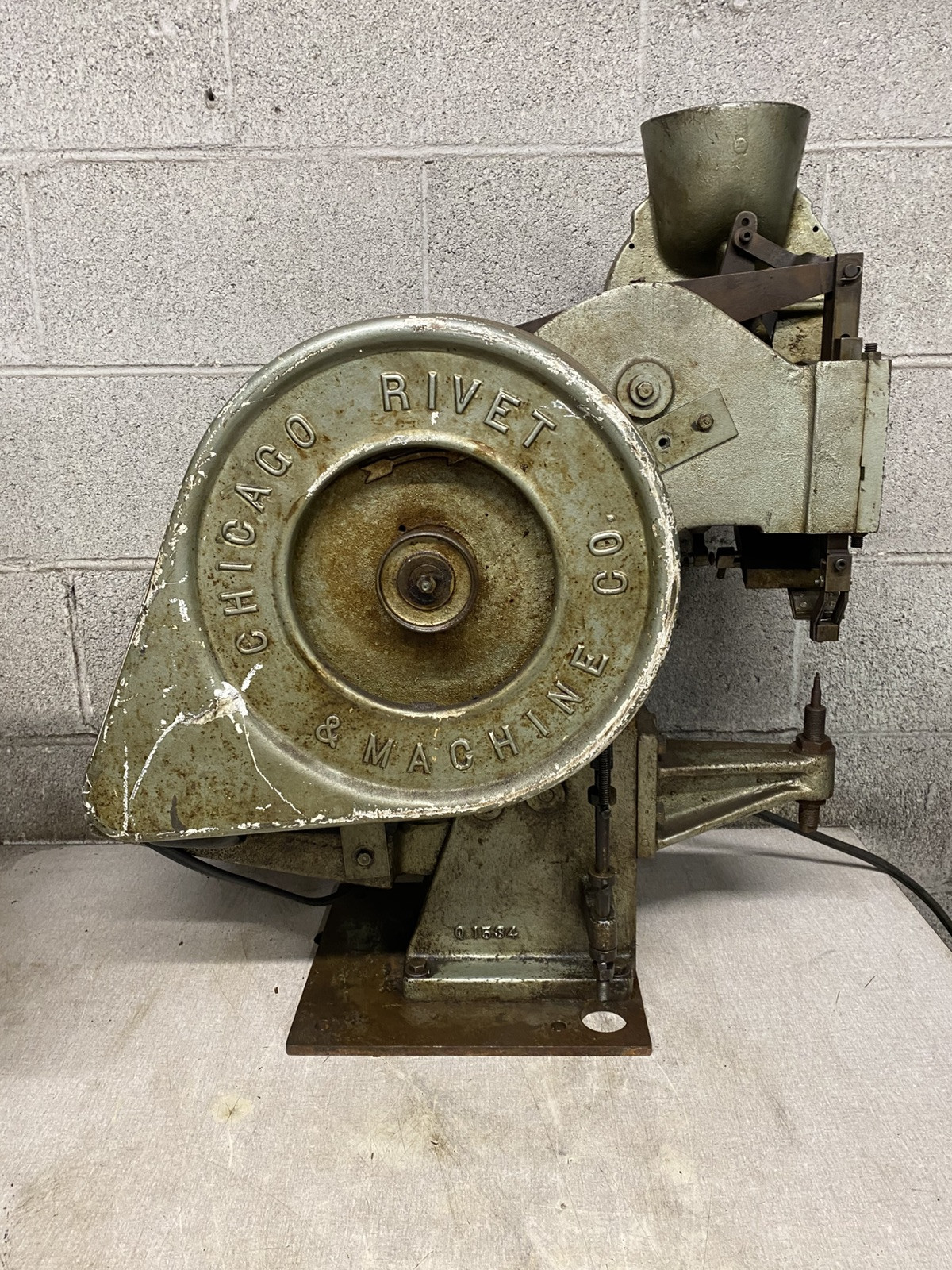 Chicago Rivet & Machine Co. Rivet Riveting Machine