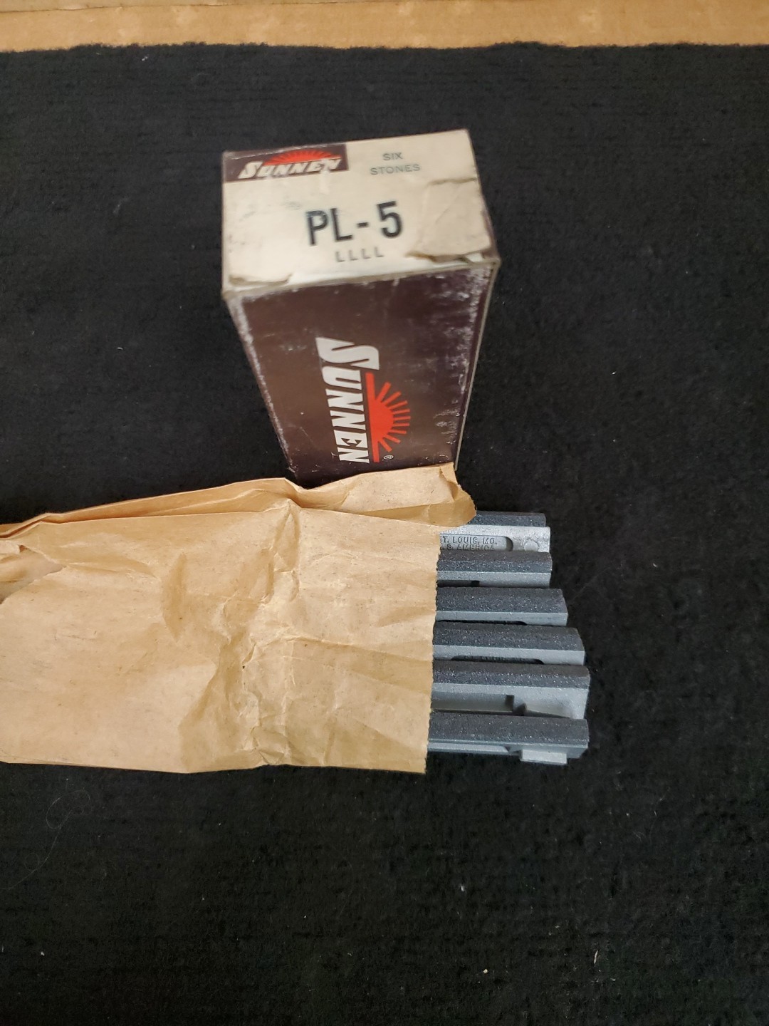 Sunnen PL-5 rough Honing Stones 6 Pack.
