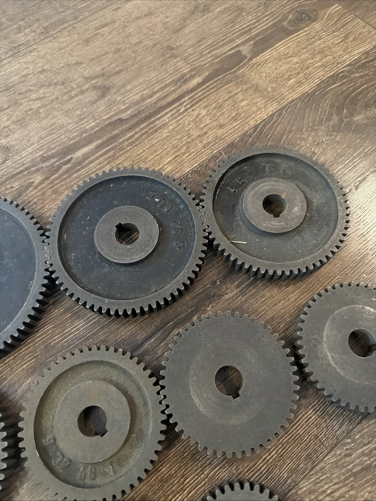 9 South Bend 9″ Lathe 72 64 60 56 48 46 44 40 32 Tooth Change Gear, 9/16″ Bore