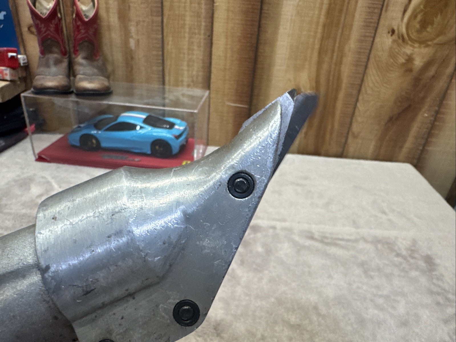 Kett Power Shear Model K-200 LR35671 Cuts 18 GA. C.R. Steel.