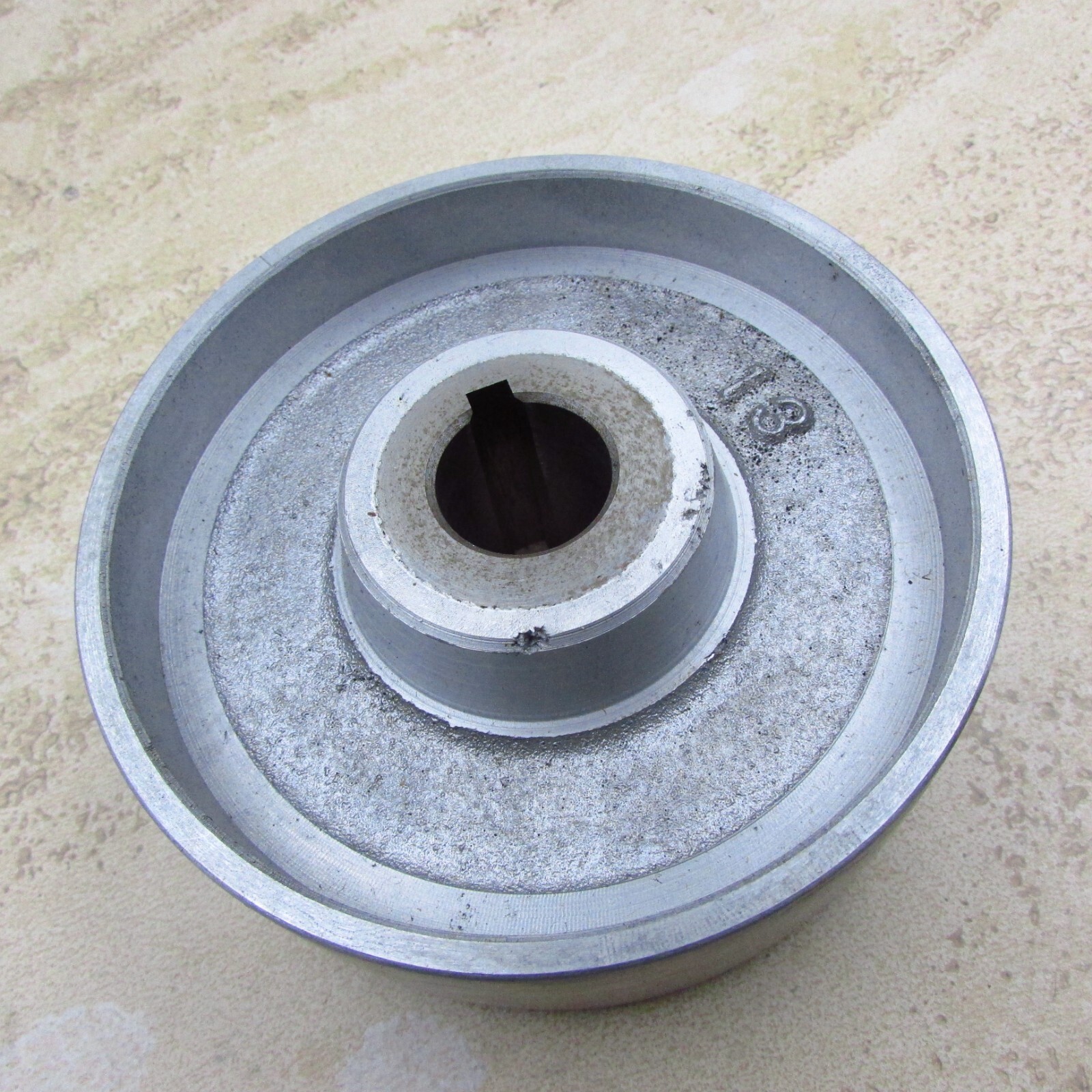 DUMORE Series 12 Tool Post Grinder Pully 13 Part Number 671-0158