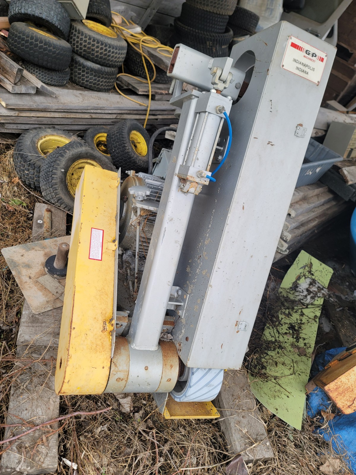 G P Machinery lathe tool post grinder