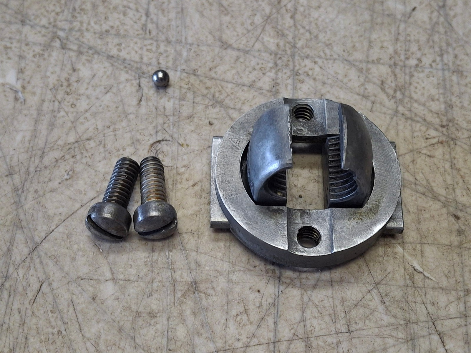 Vintage Atlas Craftsman 101 618 6″ Lathe Half Split Nut M6-12A