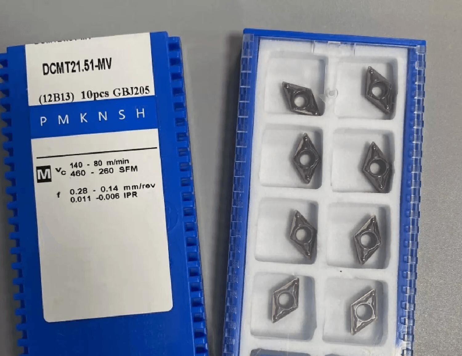 DCMT070204-MV DCMT070208-MV Stainless steel Turning insert High quality