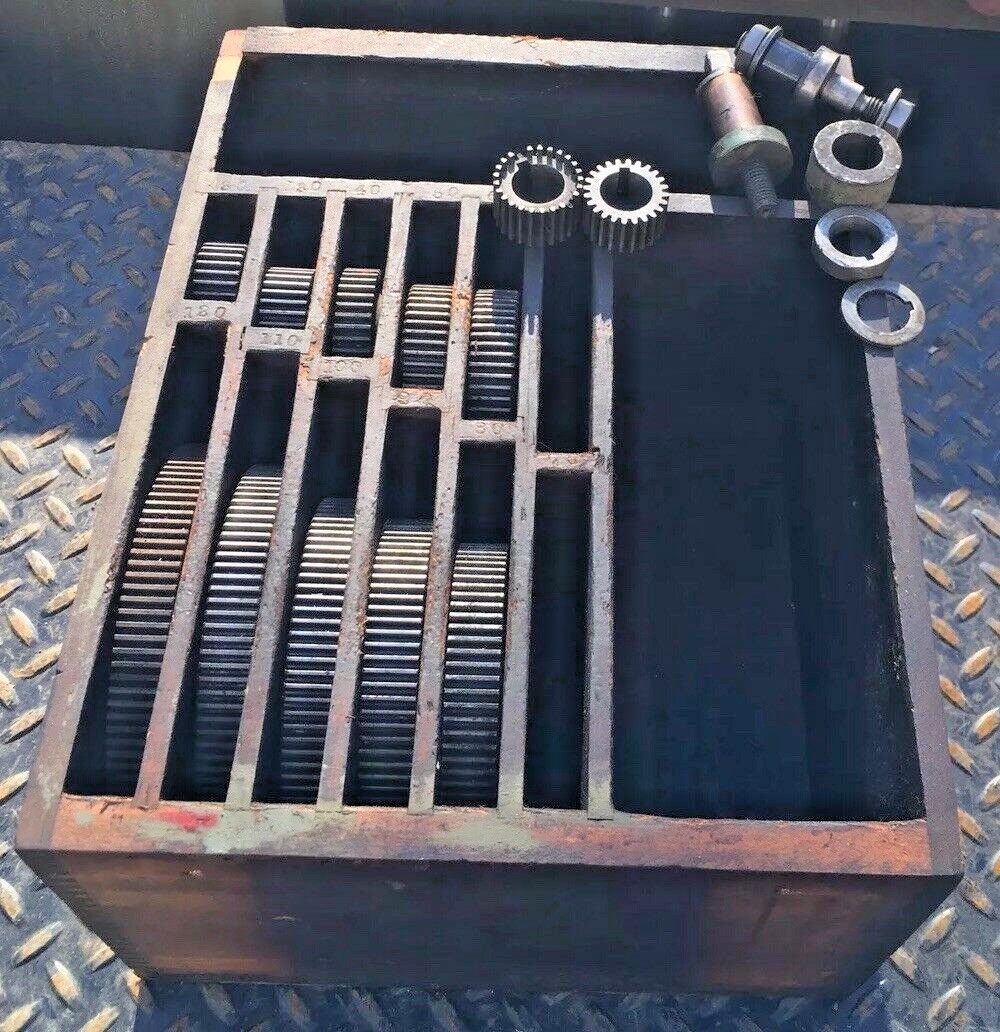 Change Gear Set In Wood Case Metal Lathe Or Dividing Head 7/8” Bore 18p