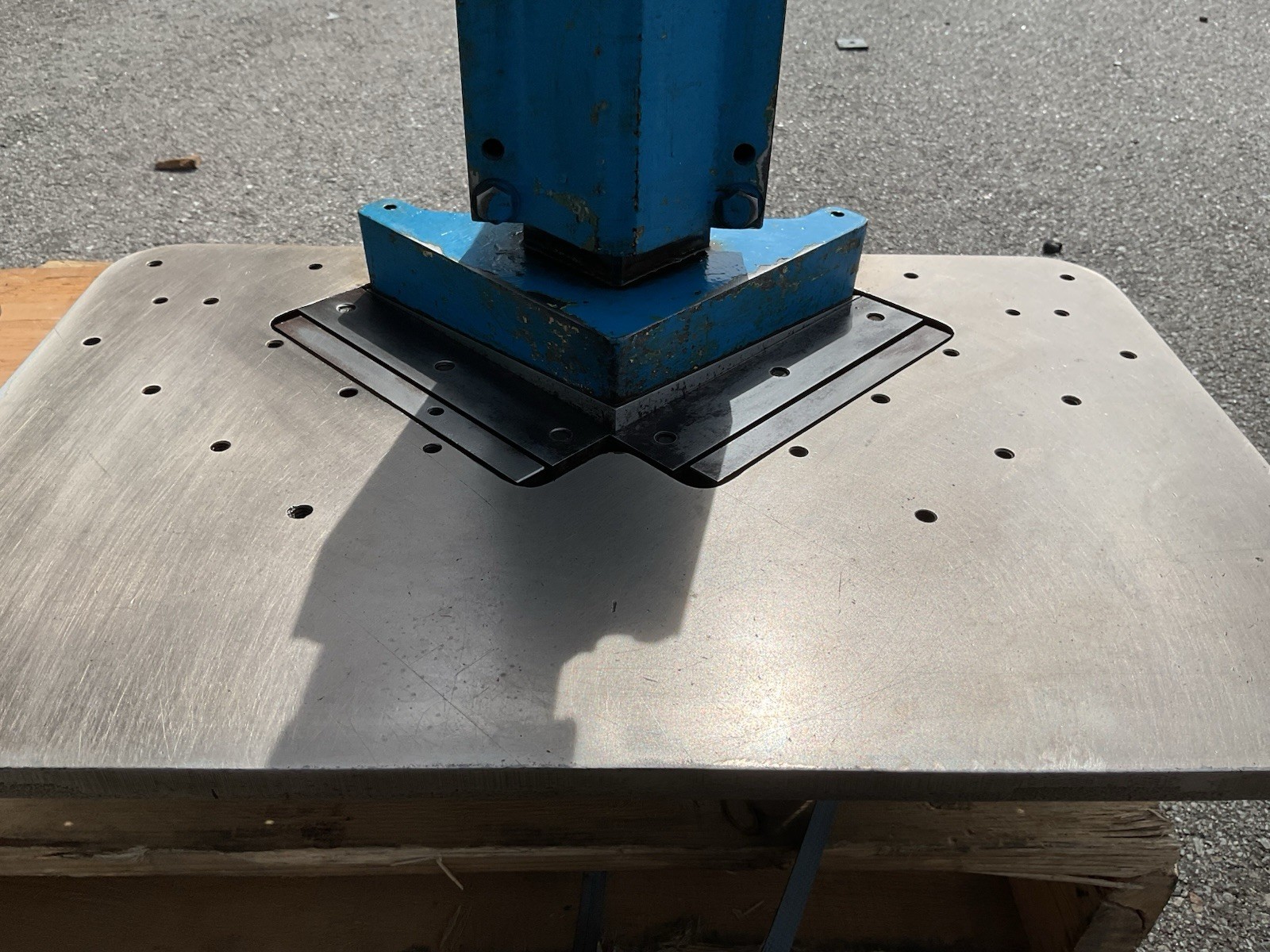 Di Arco 16 Gauge Notcher Mild Steel Manual Bench Top Corner Notching Machine USA
