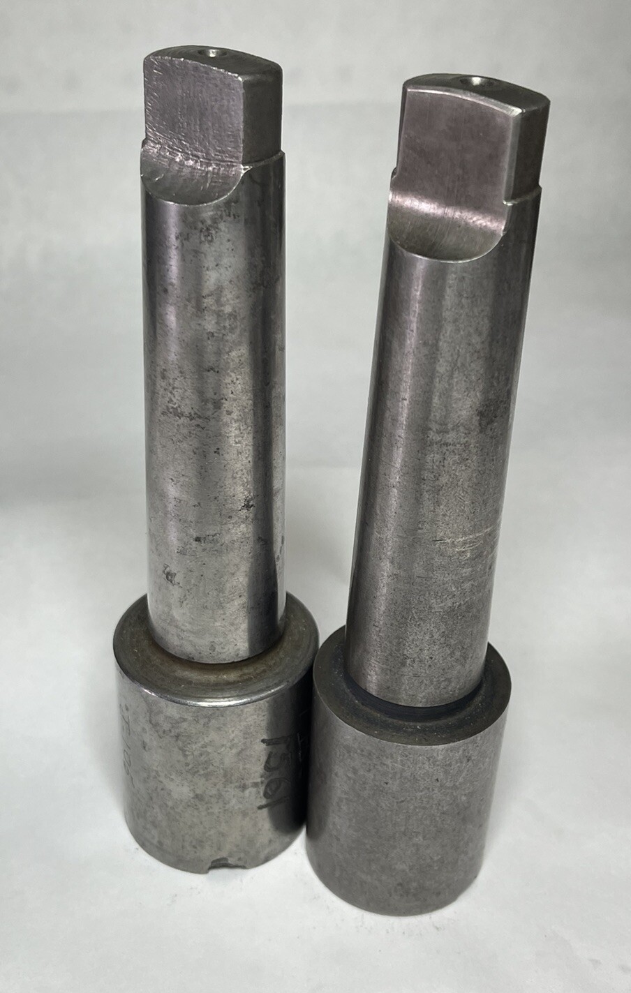 Lot Of Two Unbranded MT4 Morse Taper 4 Tool Drivers 1” HEX (24AU2)