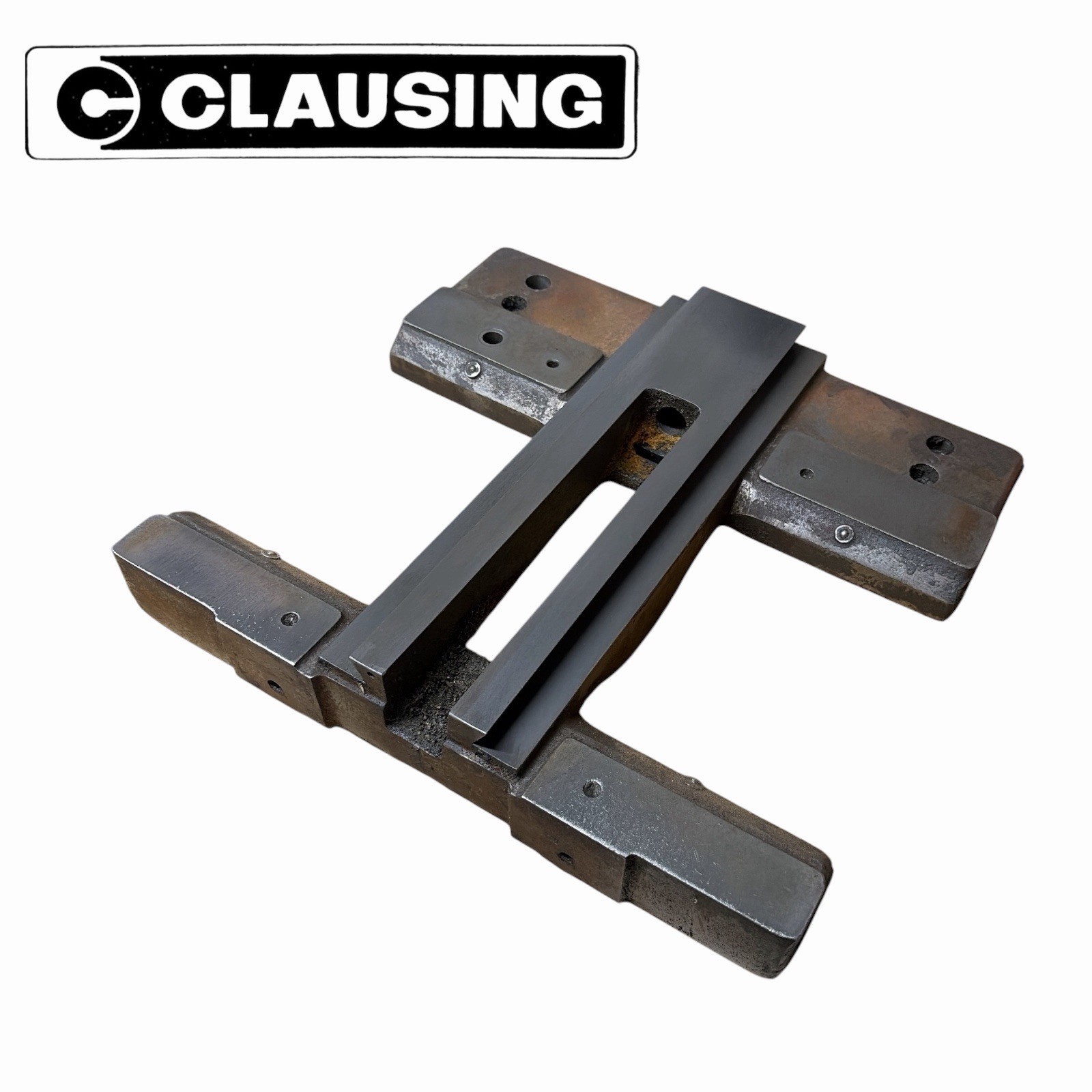 Clausing 5900 Series 12” Lathe Saddle