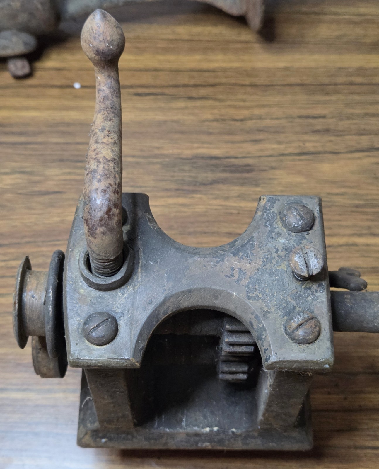 Antique Tinsmith Crimping Beading Machine Hand Crank Sheet Metal Industrial Tool