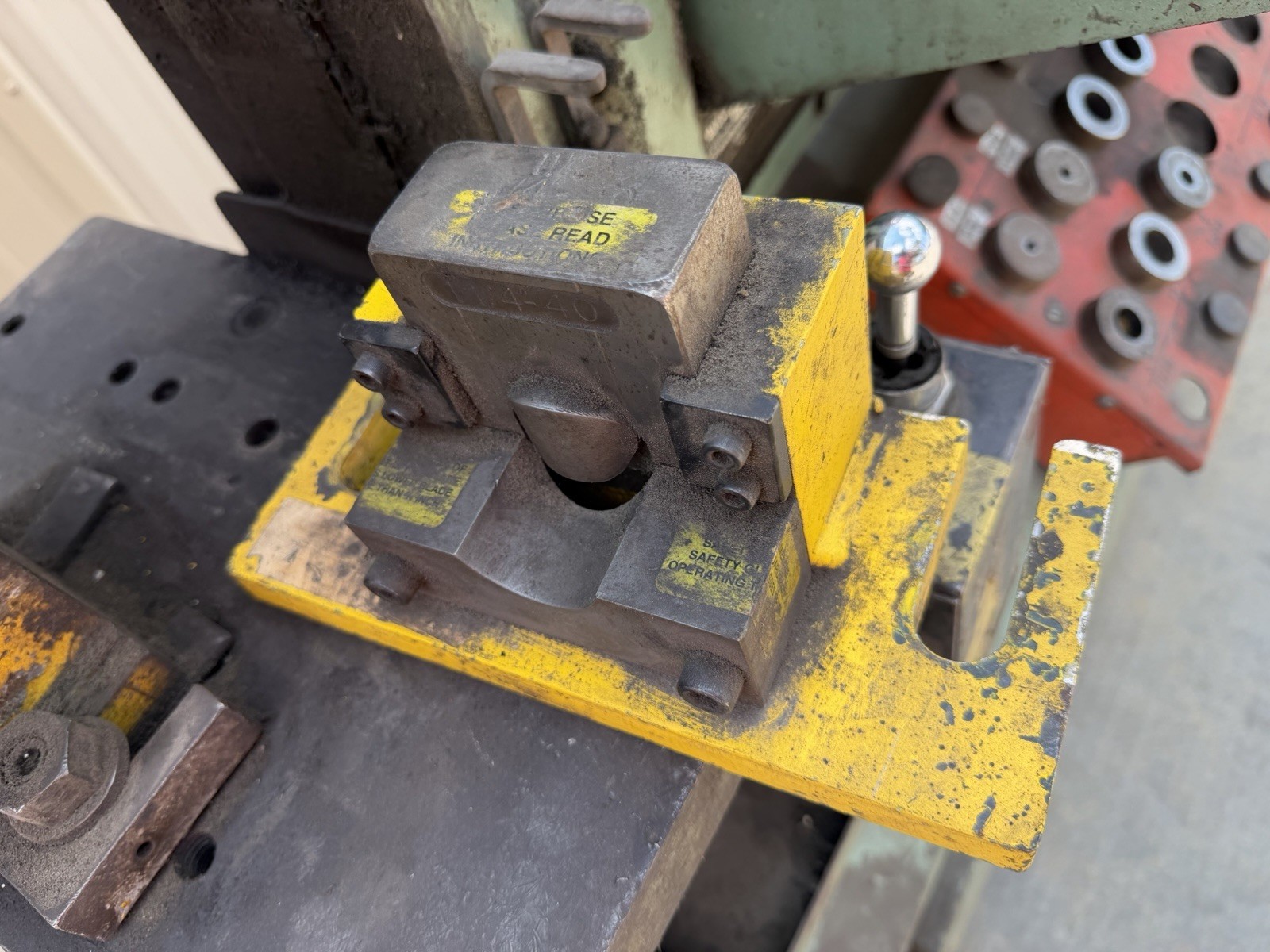 PIRANHA P3 50 TON IRONWORKER PUNCH SHEAR NOTCH ANGLE PUNCHES INCLUDED FOOT PEDAL
