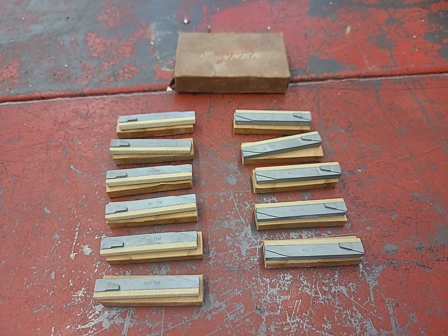 11 Sunnen Stones KL-14 Hydraulic Brake Cylinder Roughing Bushing Grinder