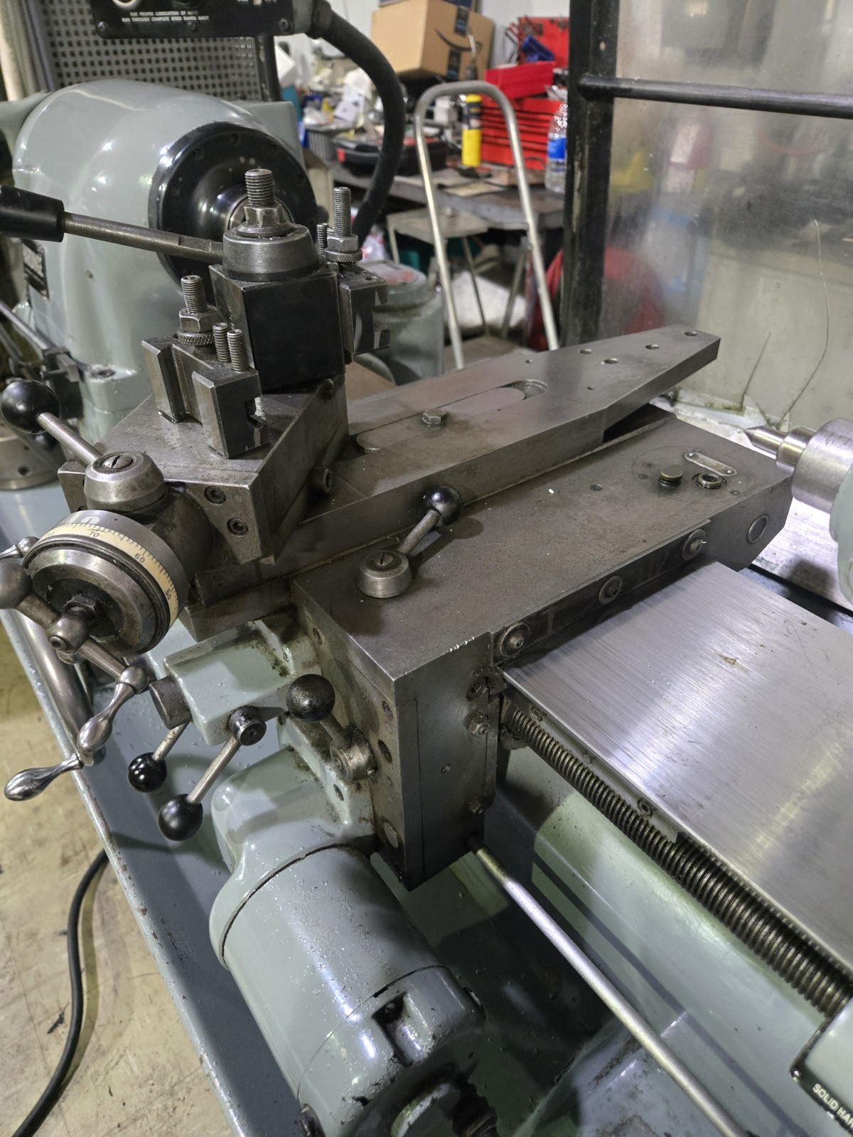HARDINGE HLV-H 11″ x 18″ High Precision Tool Room Lathe w/ Collets