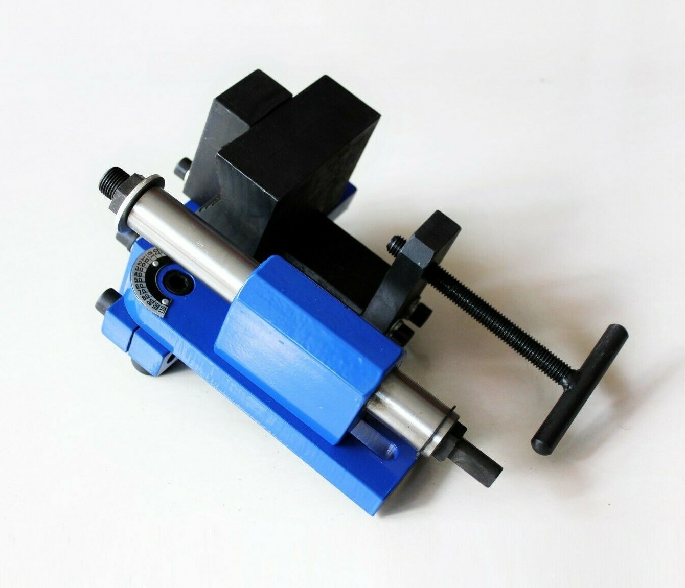 Heavy-duty Pipe and Tube Notcher,Hole Saw 2-1/2 in.