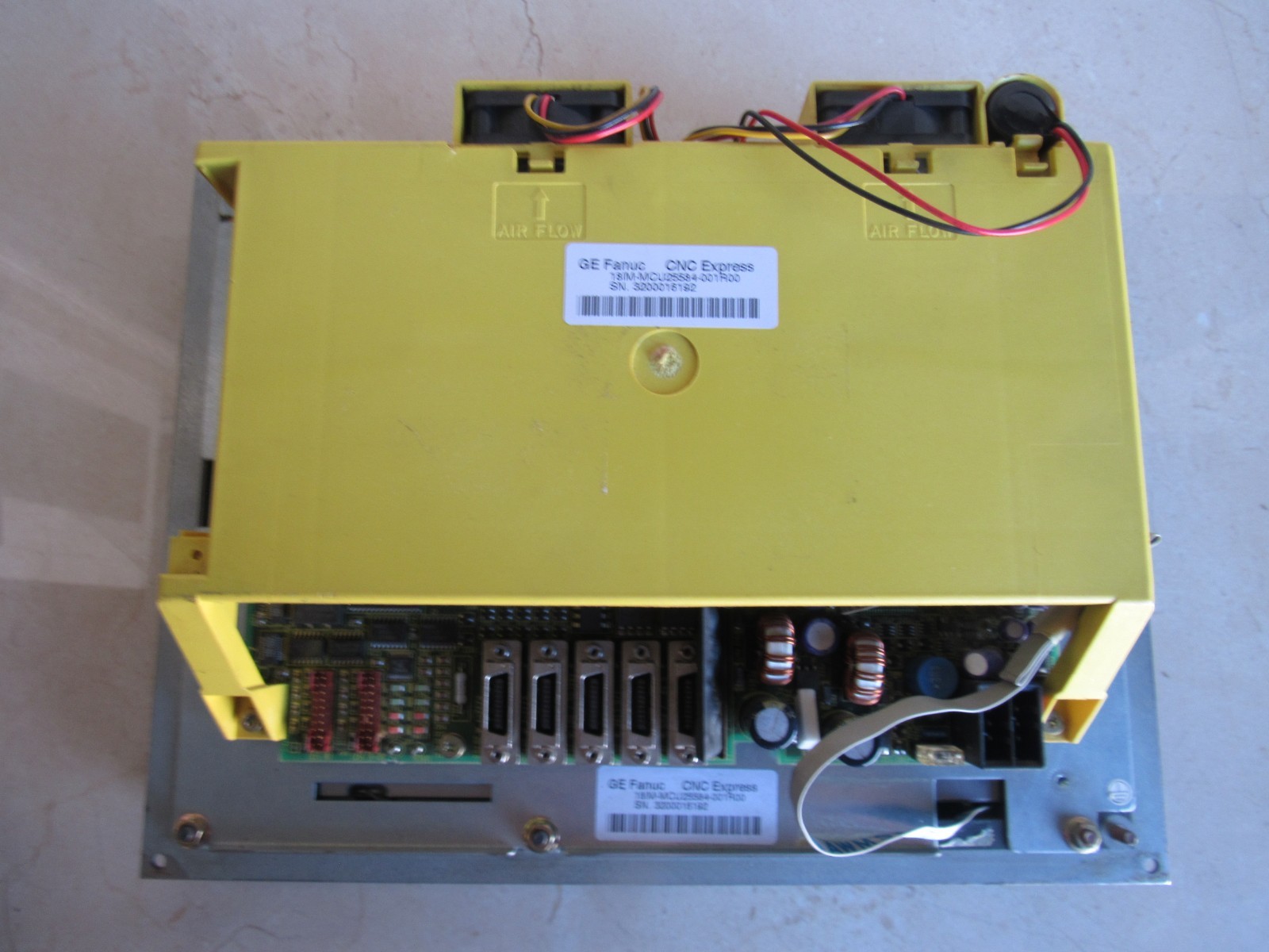GE Fanuc Series 18i-M 18IM-MCU25584-001R00 Lot # 4129 Listed by Mike