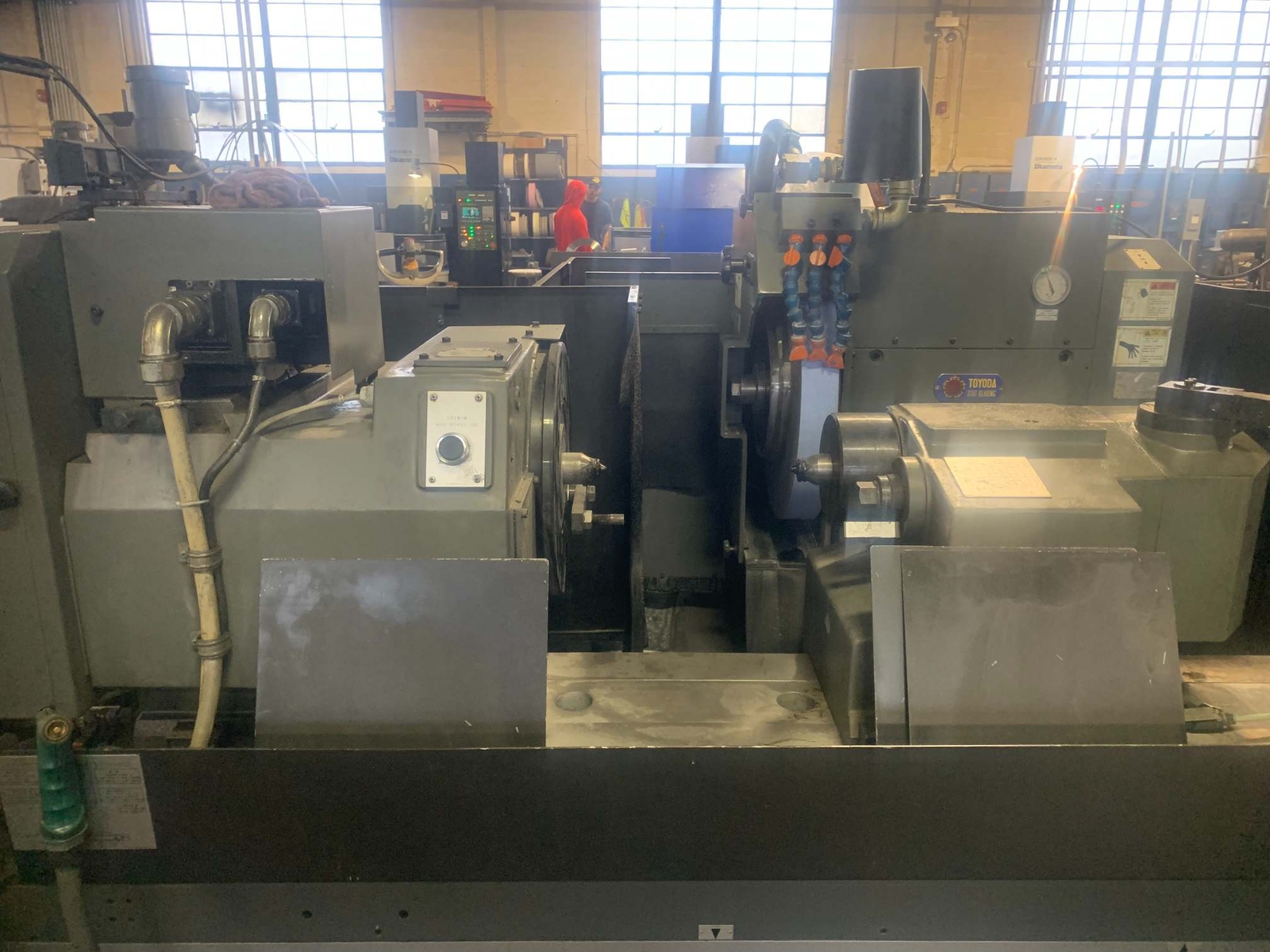JTEKT Toyoda GE6Pi-100 CNC OD Grinder, 2022 – Transformer, Coolant Tank, Low …
